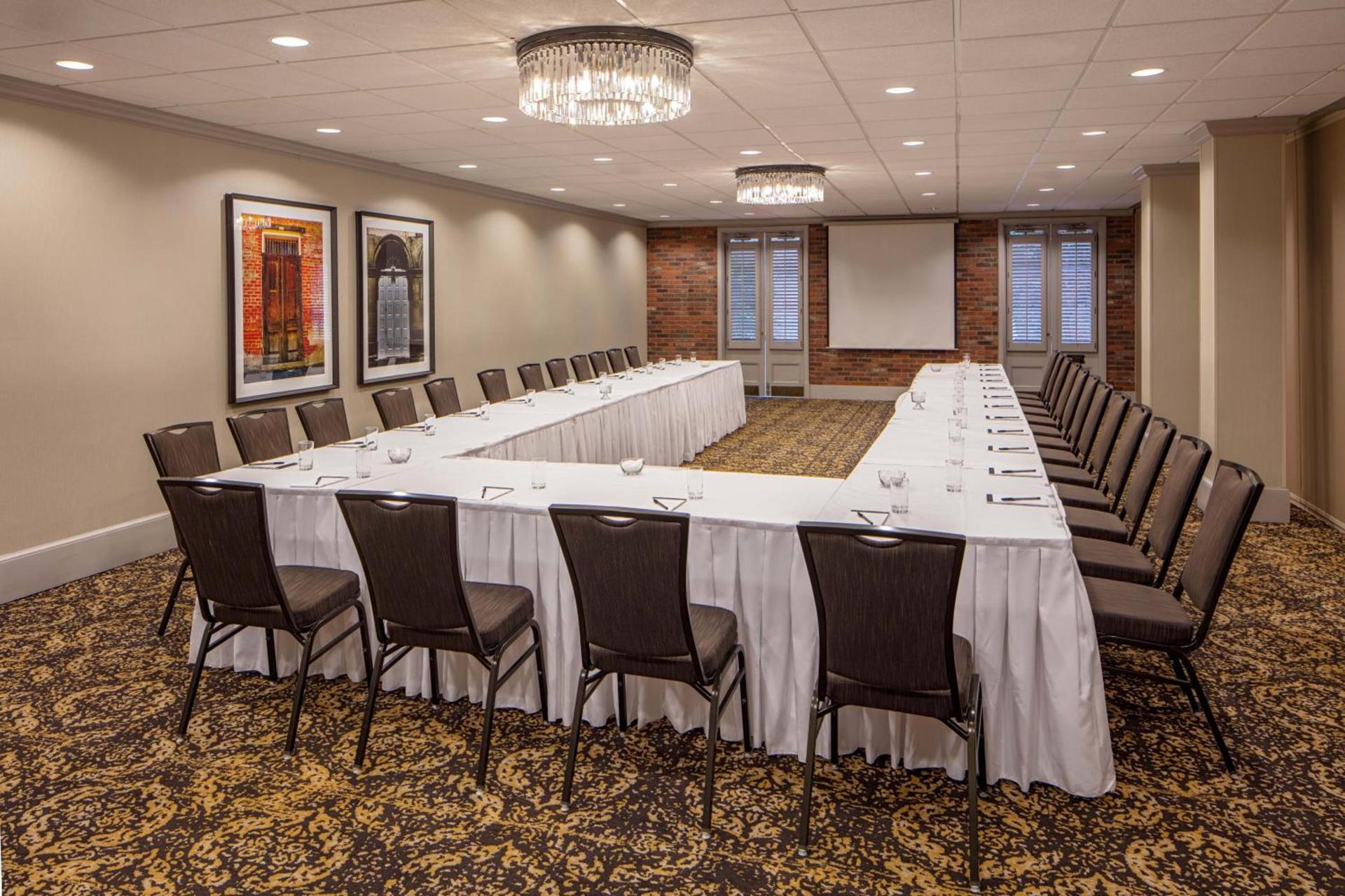 Holiday Inn Hotel French Quarter-Chateau Lemoyne by IHG photo 19