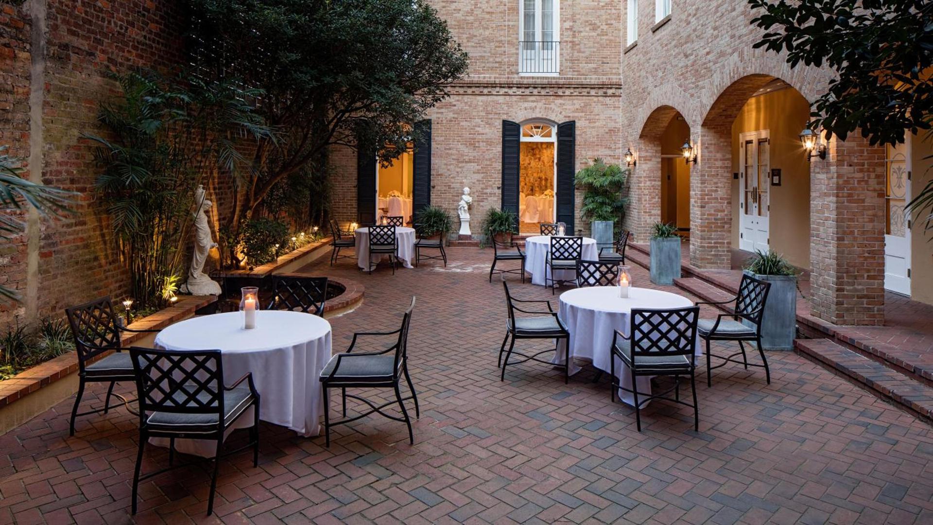 Holiday Inn Hotel French Quarter-Chateau Lemoyne by IHG photo 18