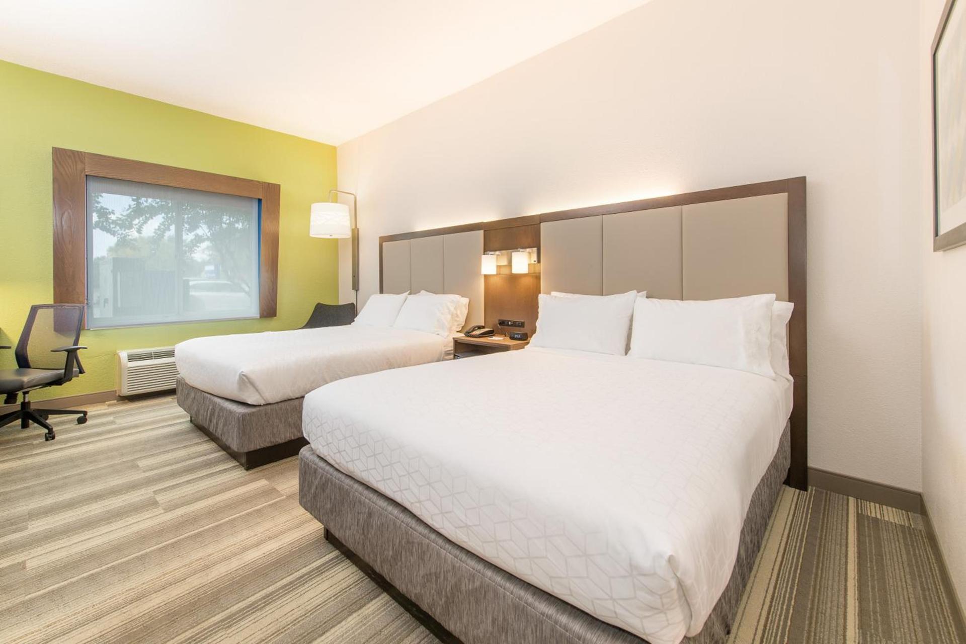 Holiday Inn Express & Suites Columbia-I-26 @ Harbison Blvd by IHG photo 48