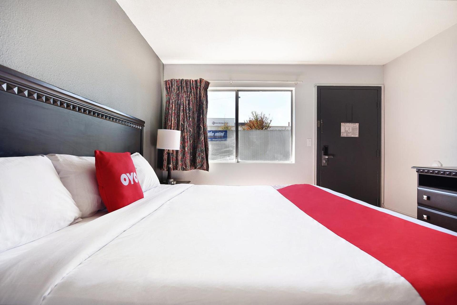 OYO Hotel Shreveport Airport North photo 25