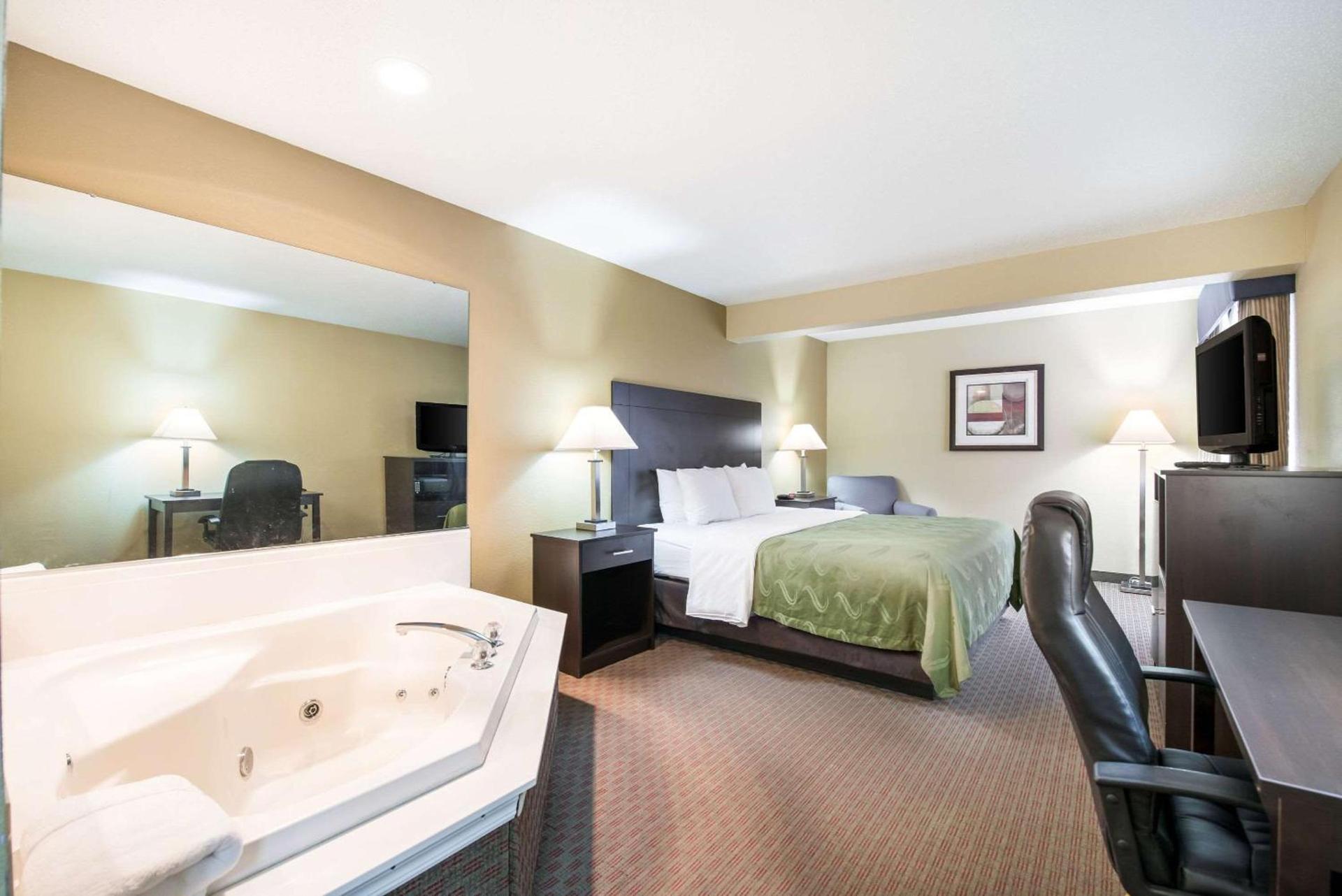 Quality Inn & Suites Menomonie photo 21