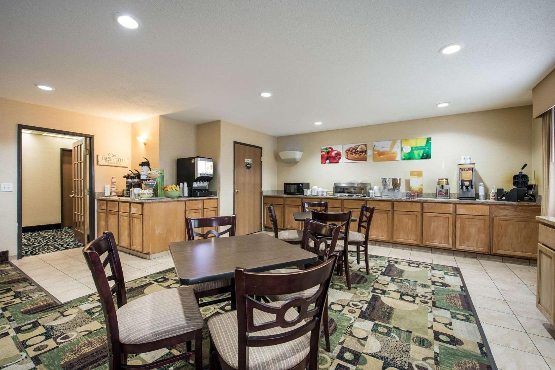 Quality Inn & Suites Menomonie photo 31