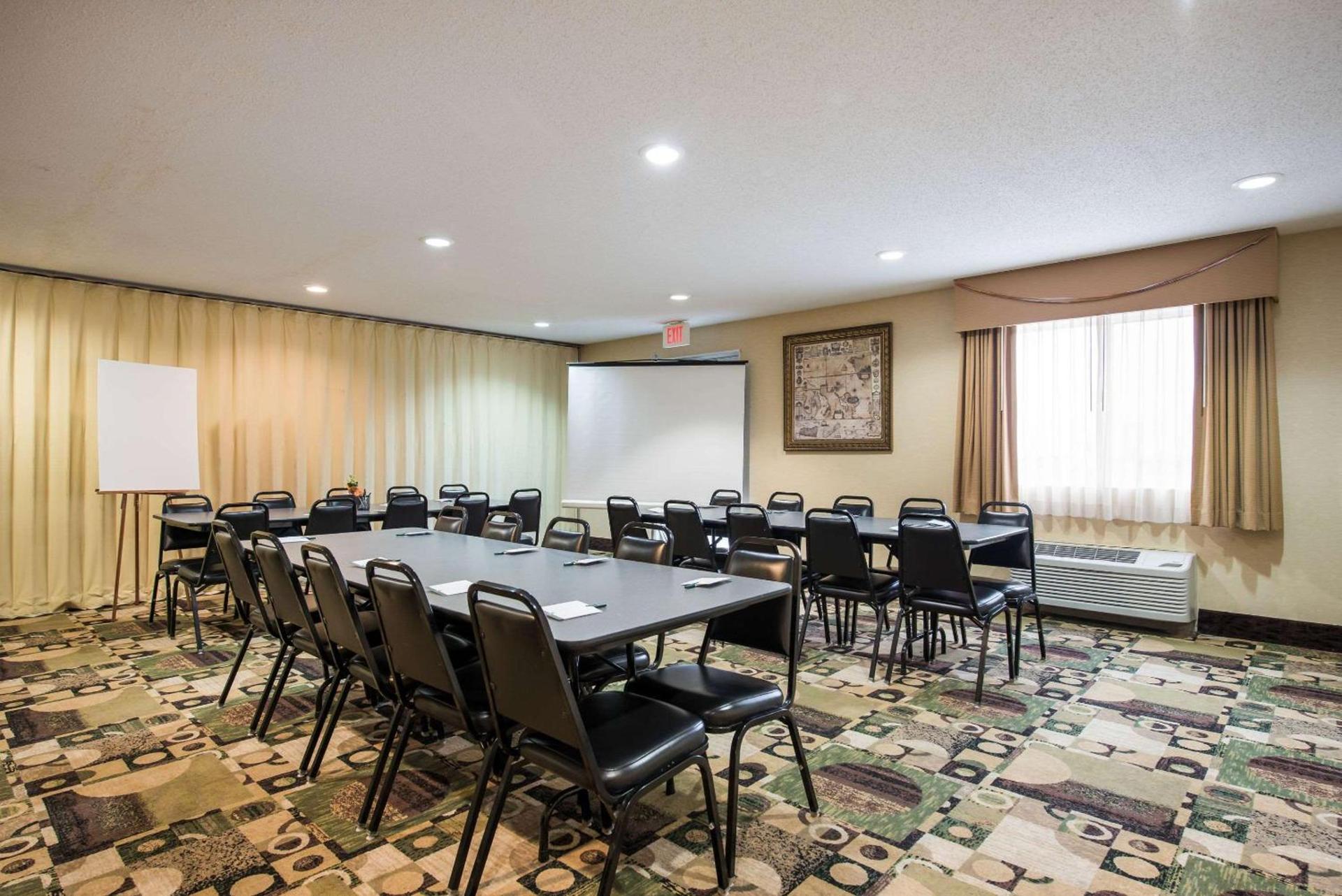 Quality Inn & Suites Menomonie photo 29