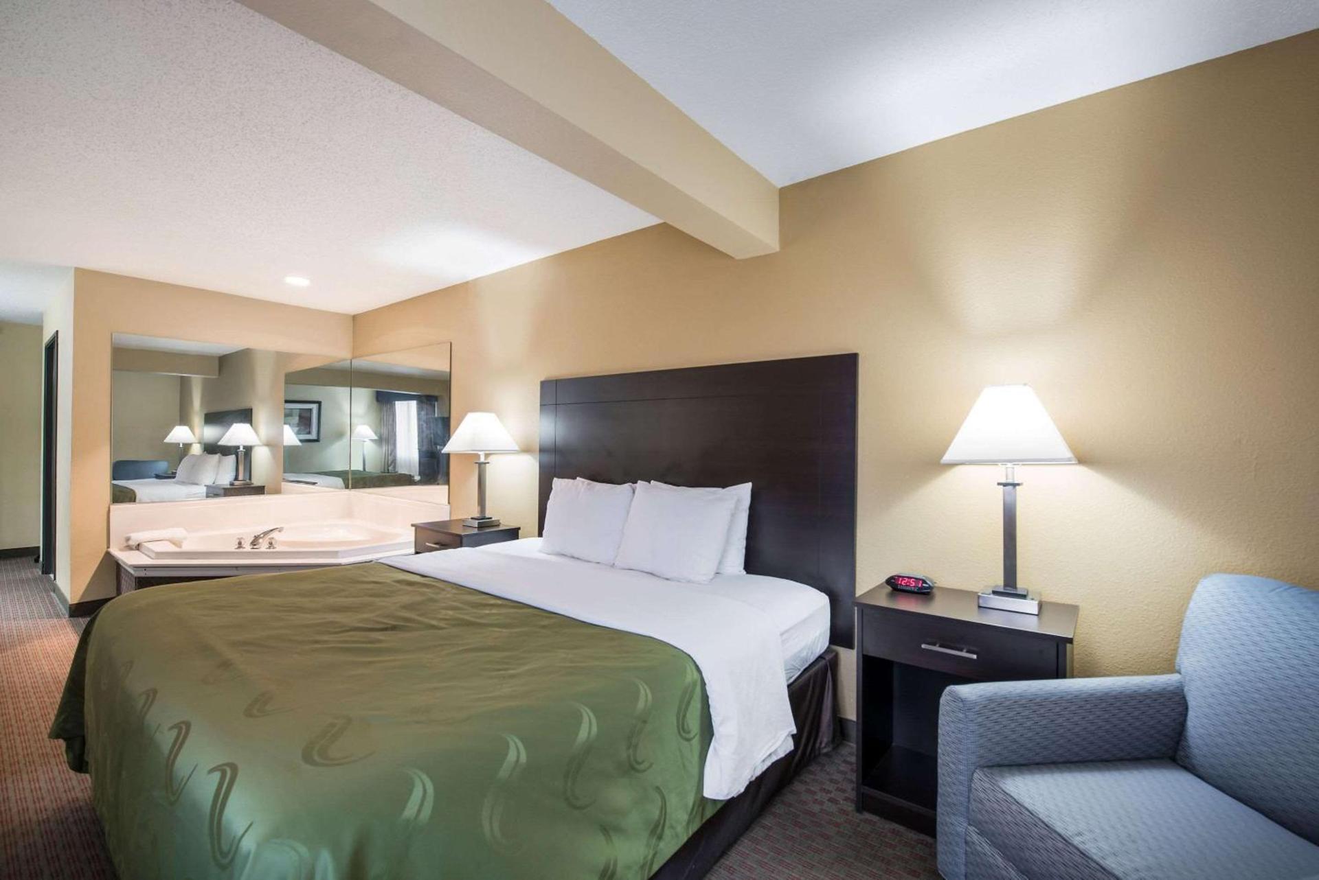 Quality Inn & Suites Menomonie photo 20