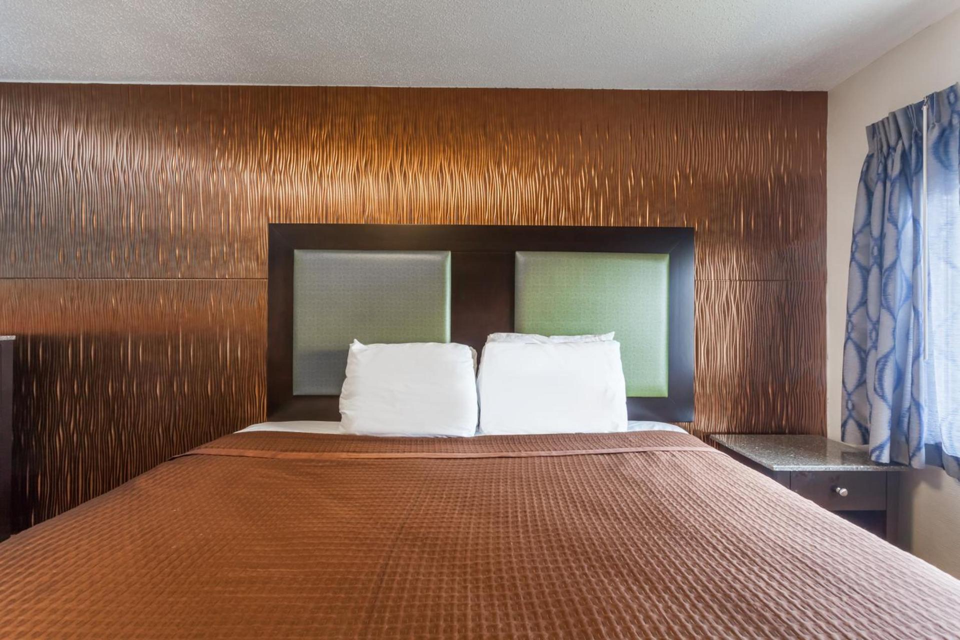 Travelodge by Wyndham South Hackensack photo 2