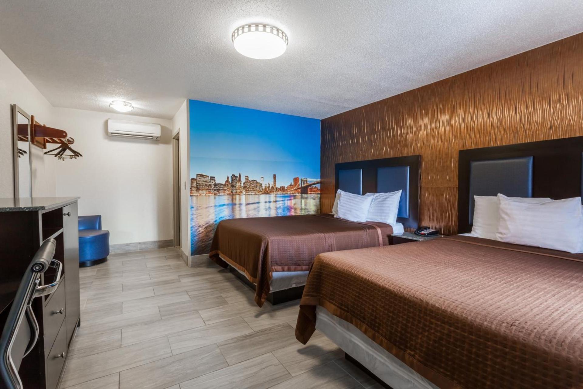 Travelodge by Wyndham South Hackensack photo 13