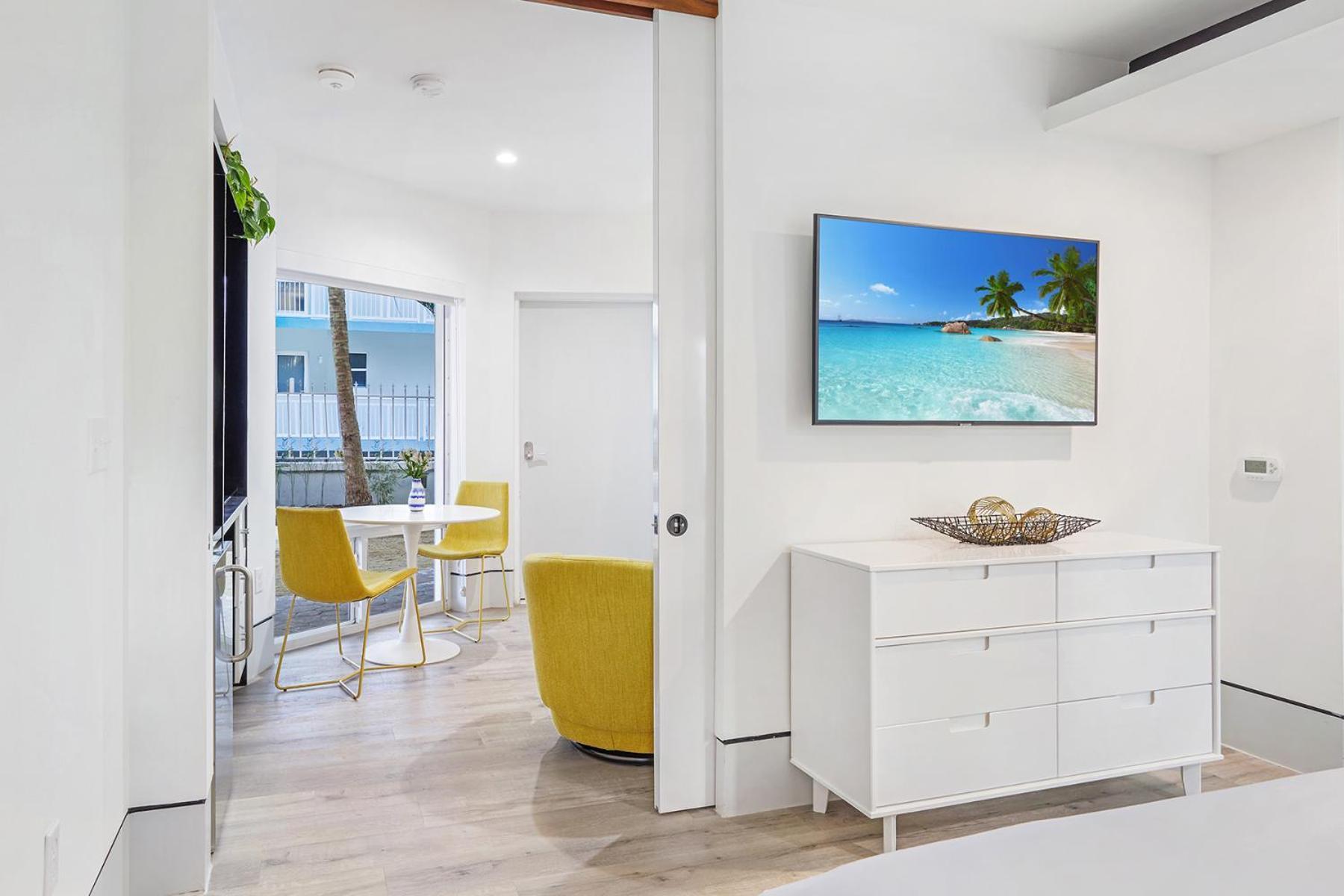 Ocean Treasure Beachside Suites photo 91