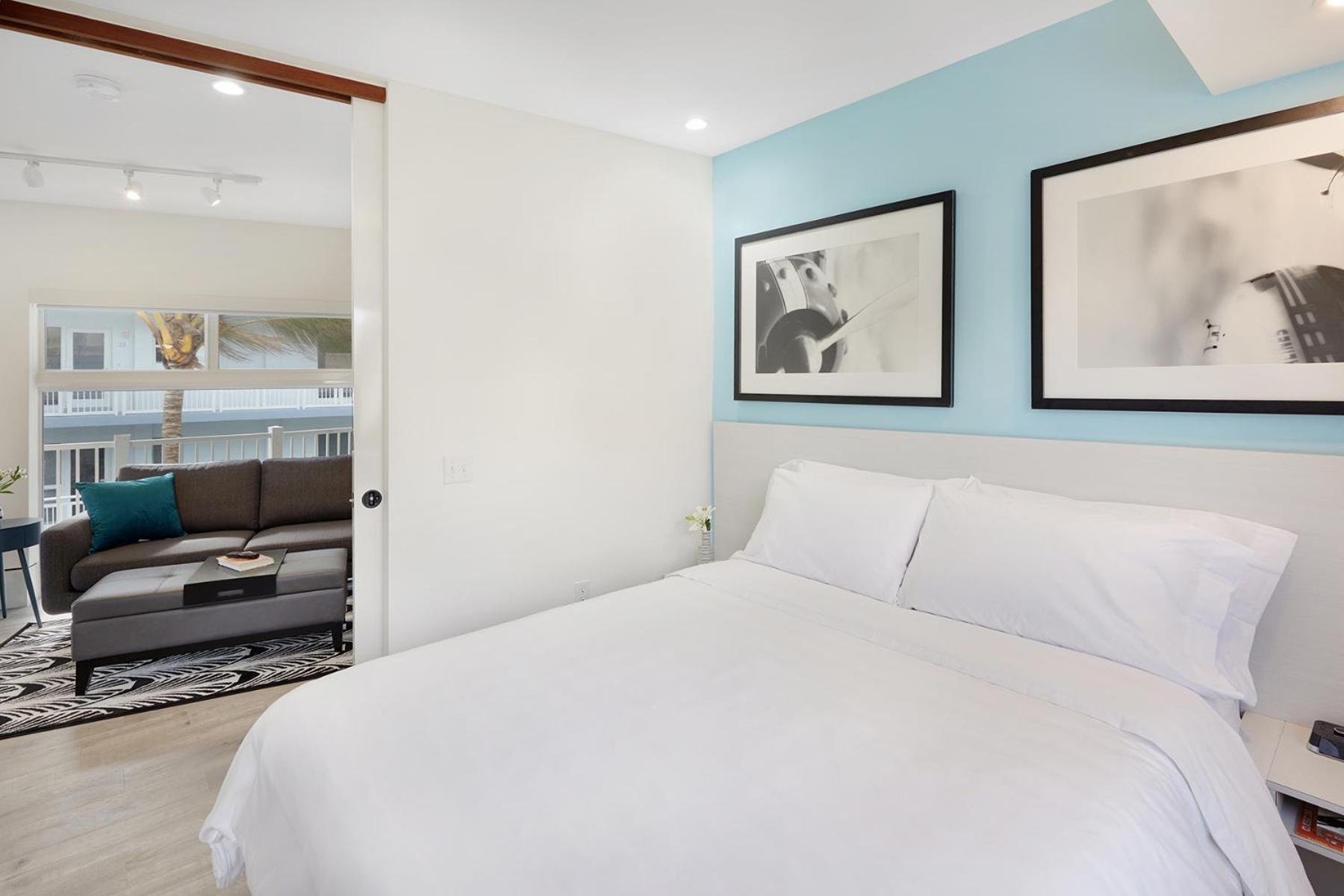 Ocean Treasure Beachside Suites photo 53