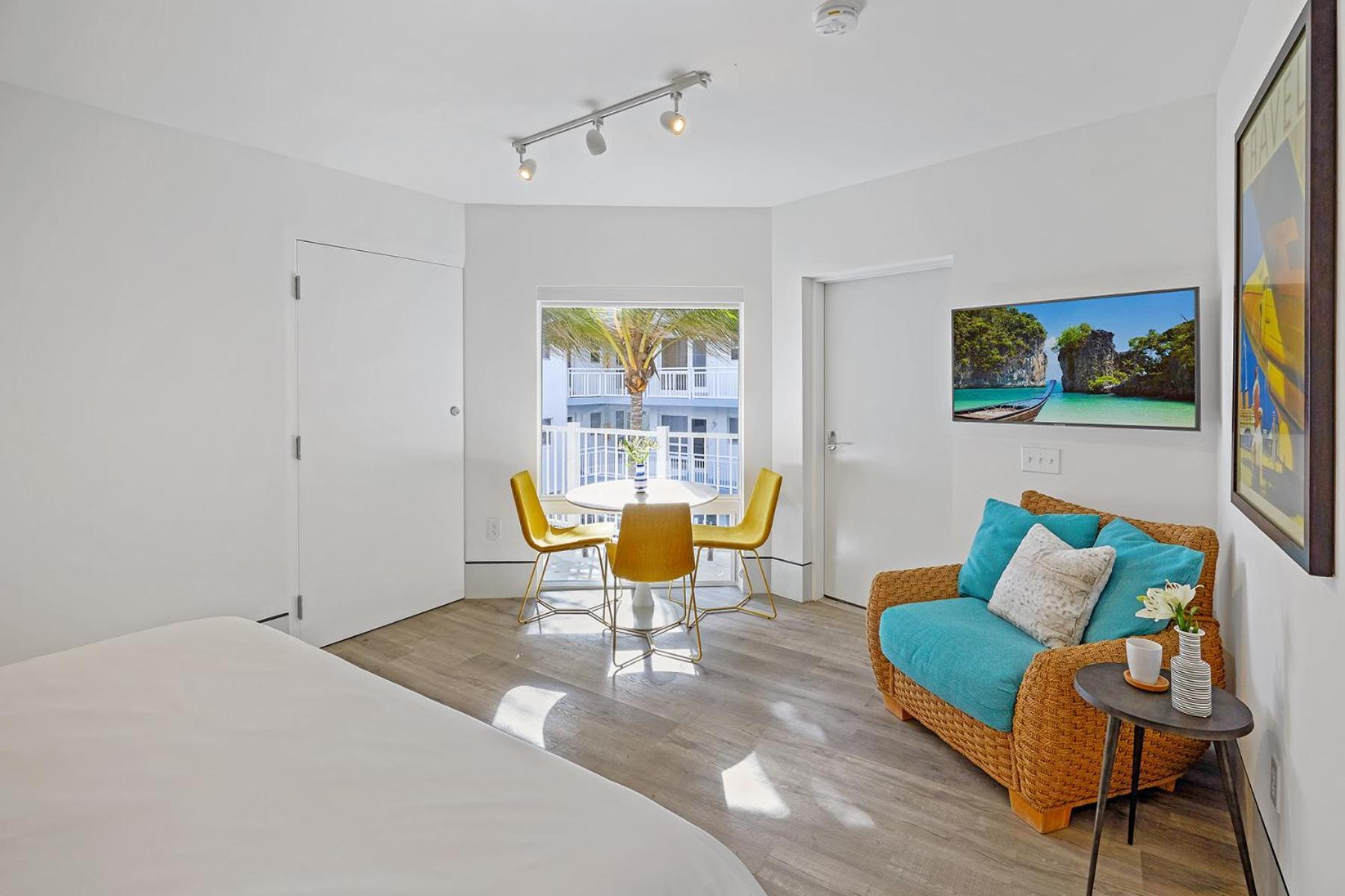 Ocean Treasure Beachside Suites photo 32
