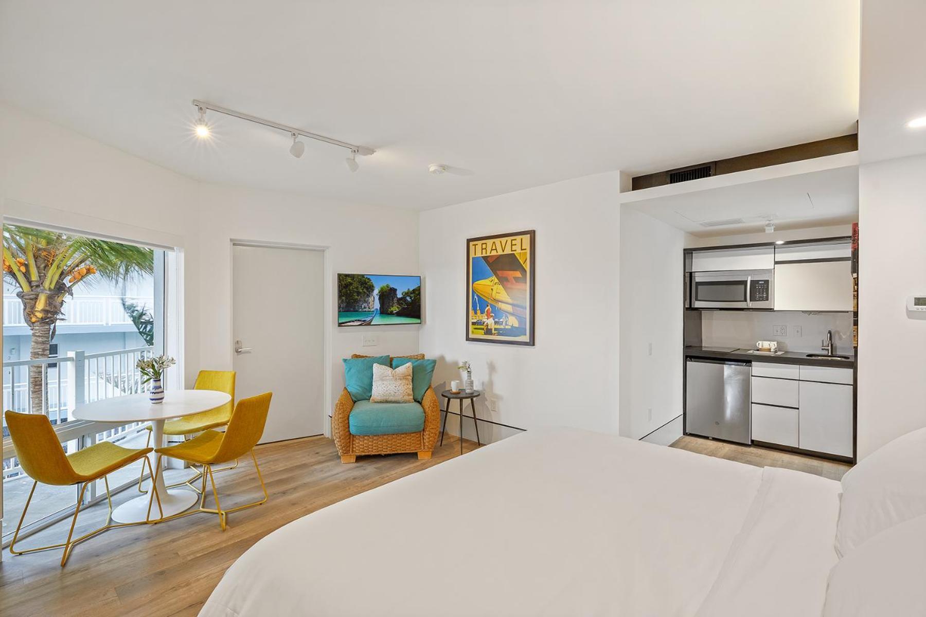 Ocean Treasure Beachside Suites photo 37