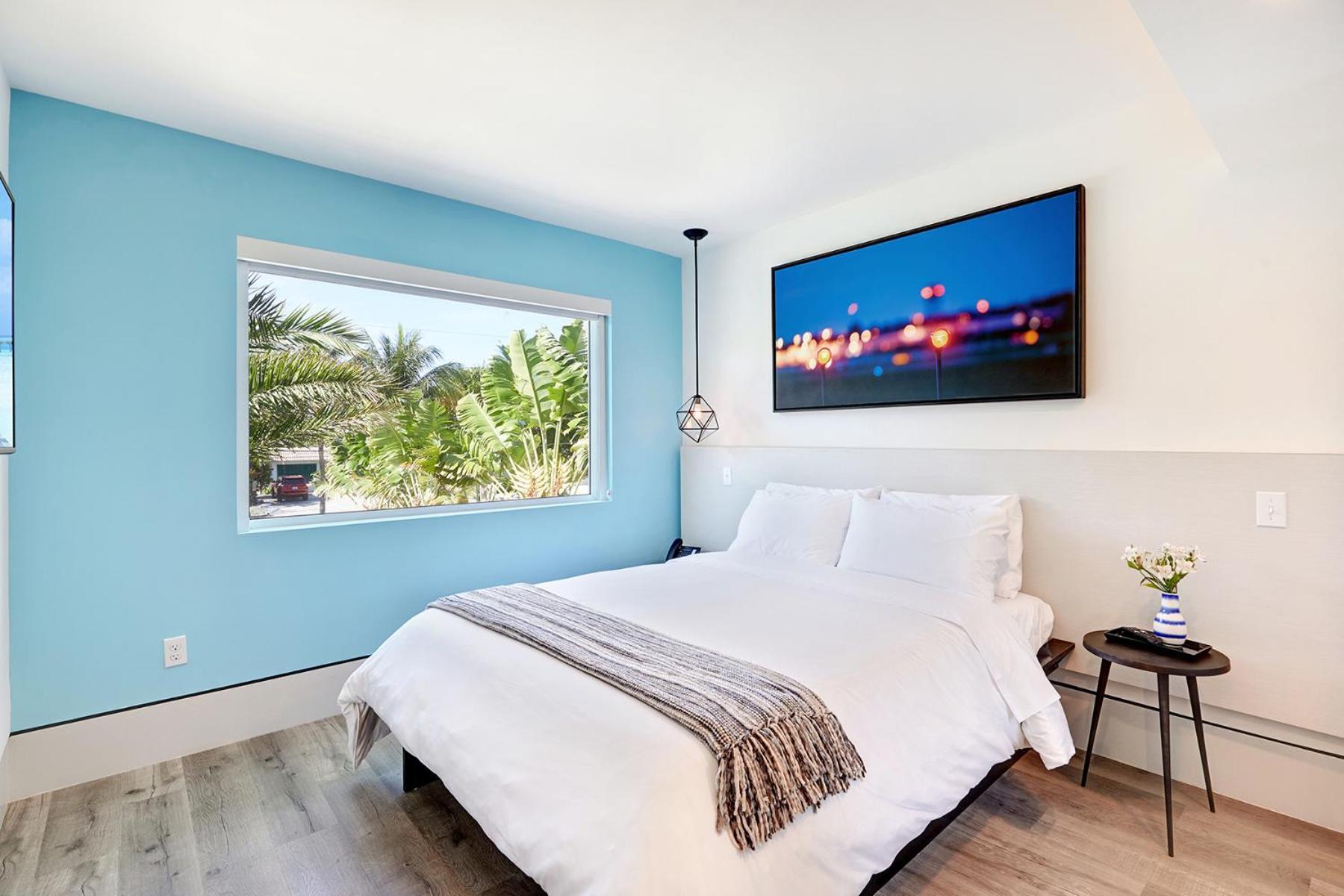 Ocean Treasure Beachside Suites photo 27