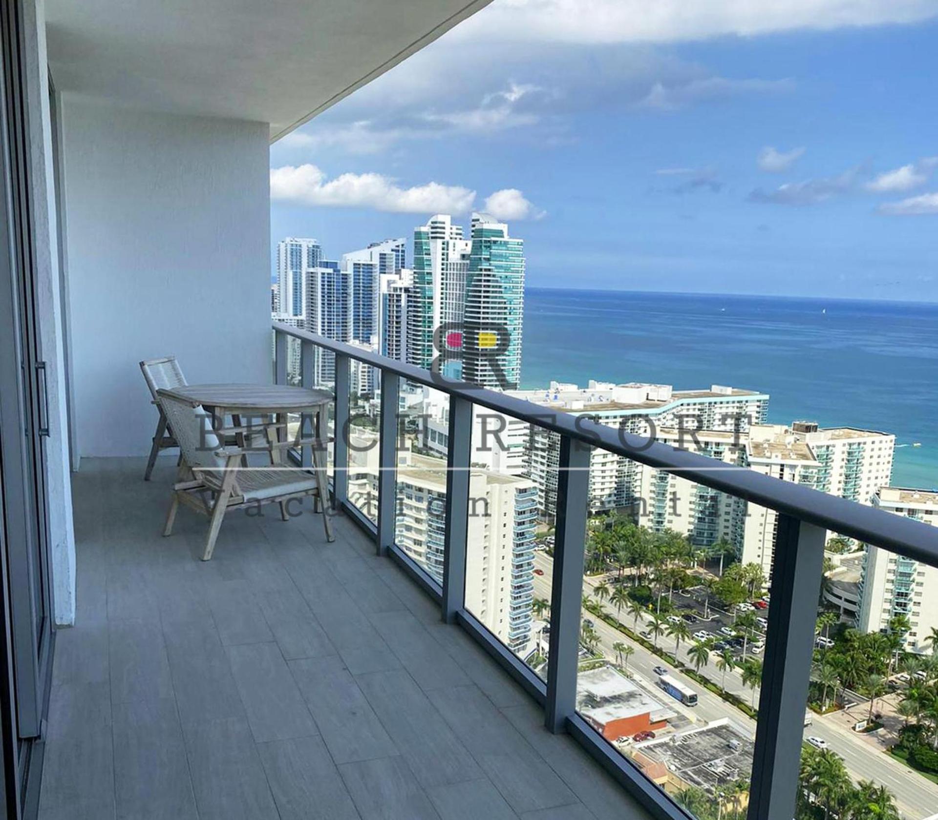 HYDE Beach House Apartments photo 25