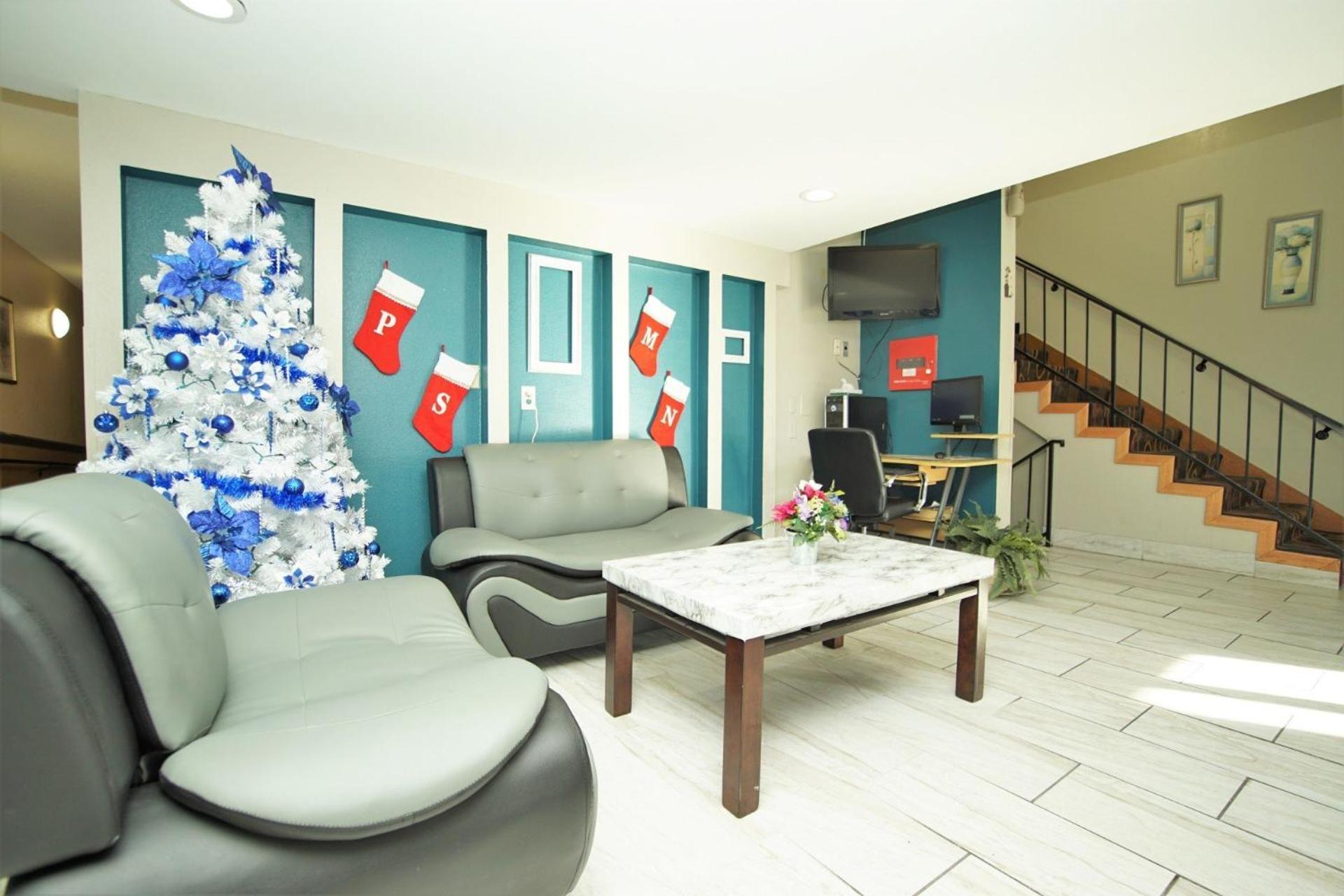 Faribault Hometown Inn & Suites photo 3