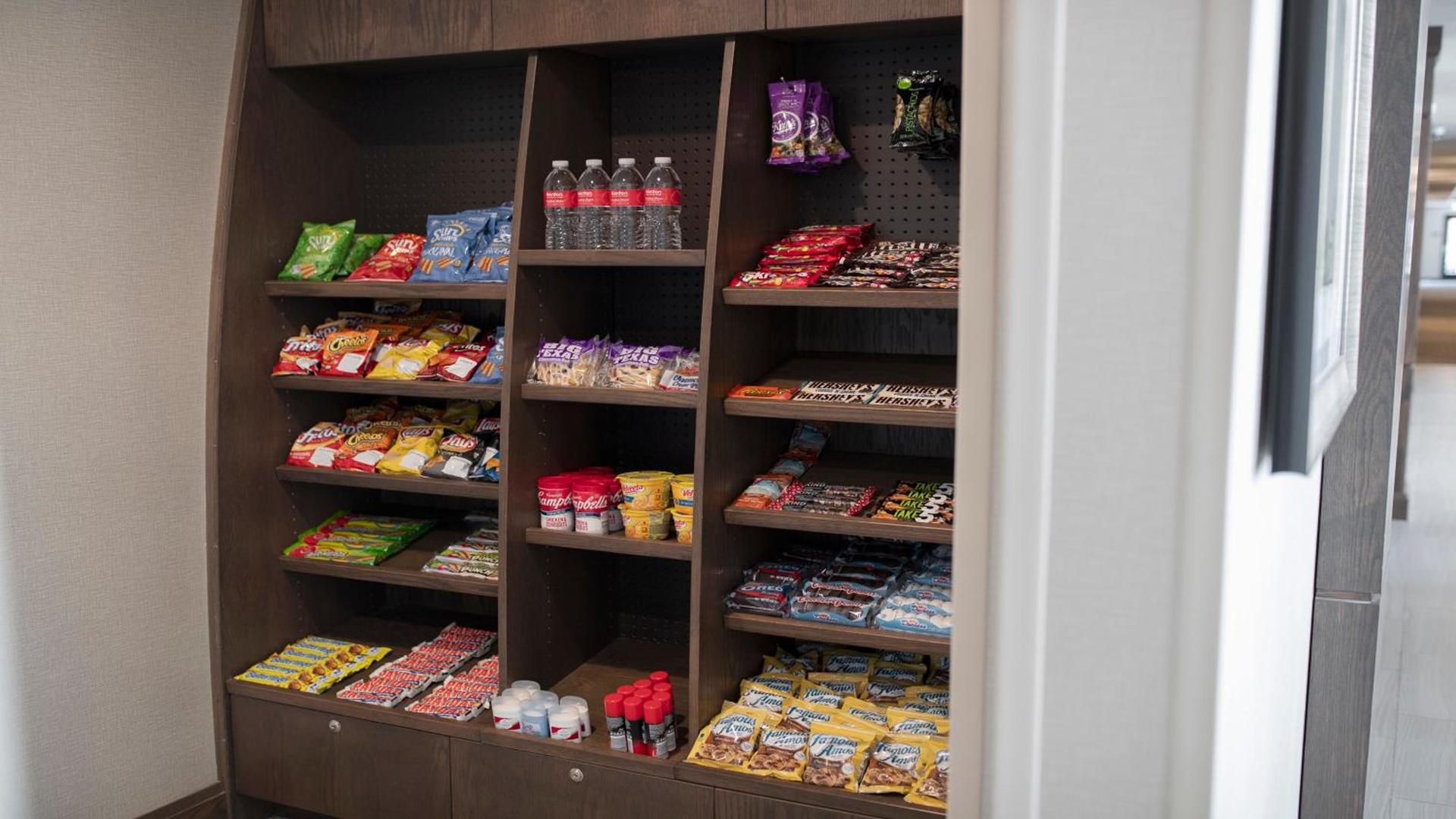 Staybridge Suites Auburn Hills by IHG photo 28