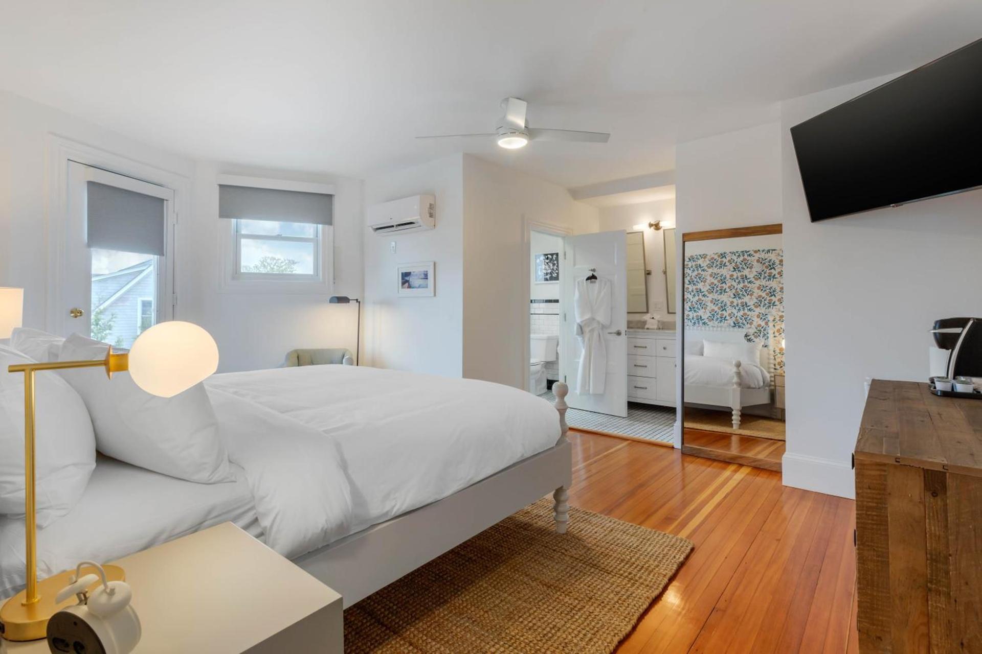 The Shore House photo 5