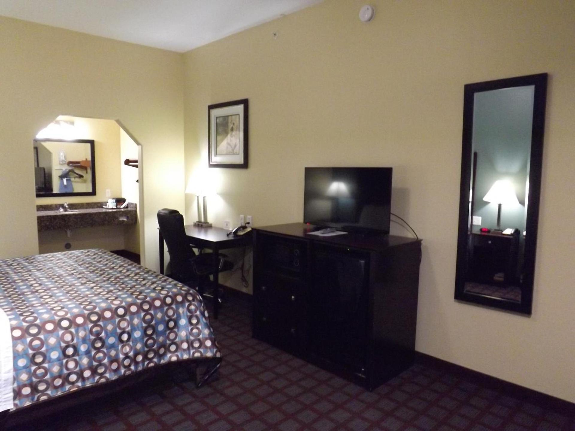 Sunriser Inn photo 15