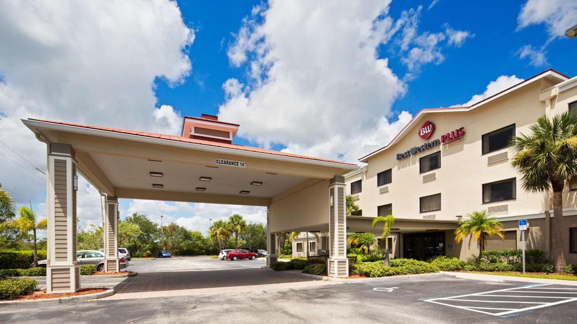 Best Western Plus Sebastian Hotel & Suites photo 9