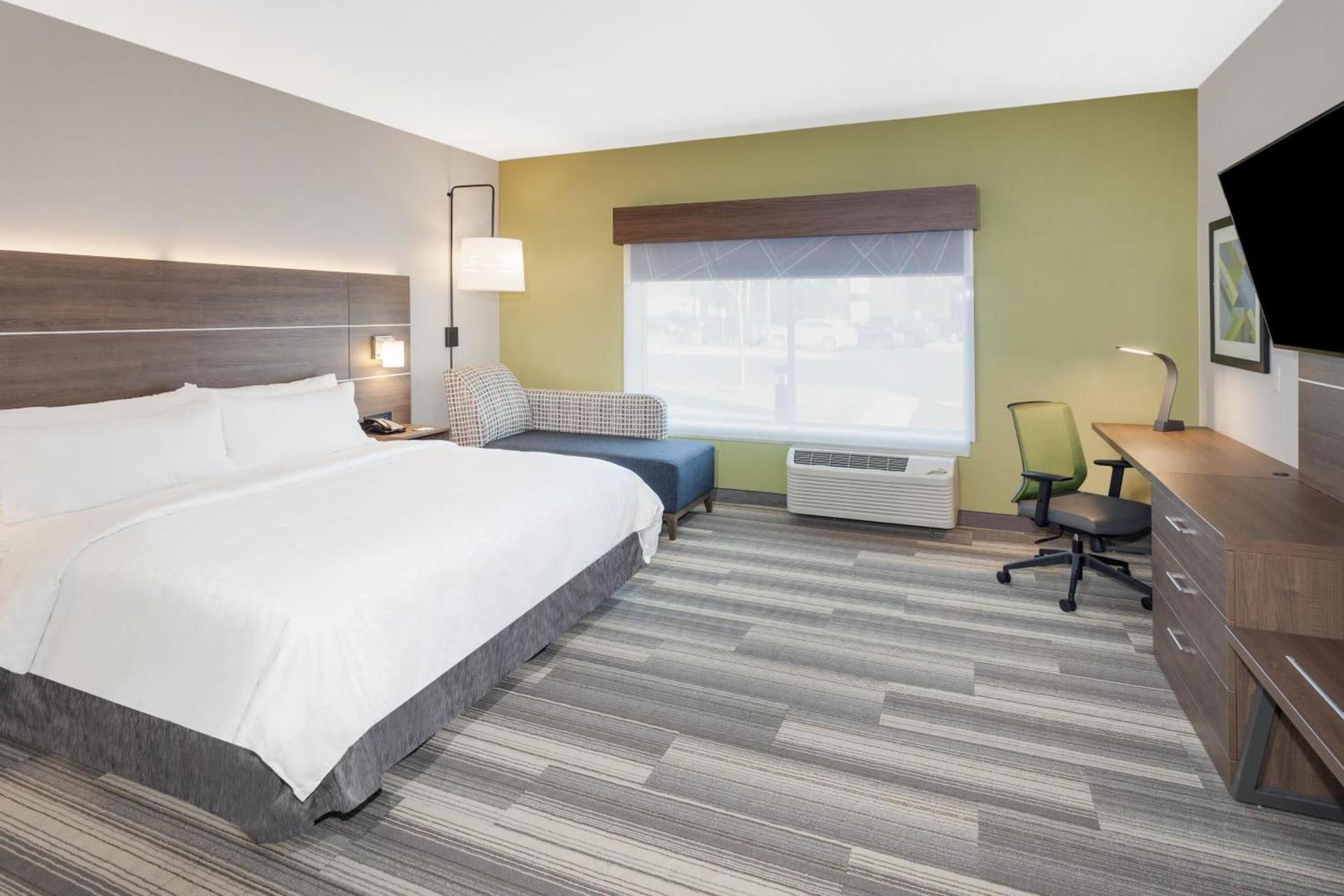 Holiday Inn Express & Suites - Hudson I-94 by IHG photo 22