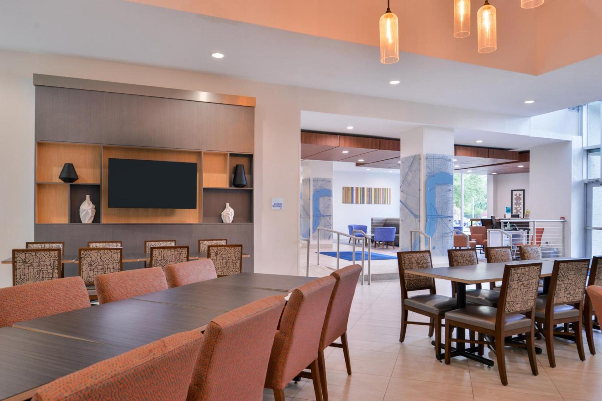 Holiday Inn Express New Orleans - Arts District by IHG photo 21