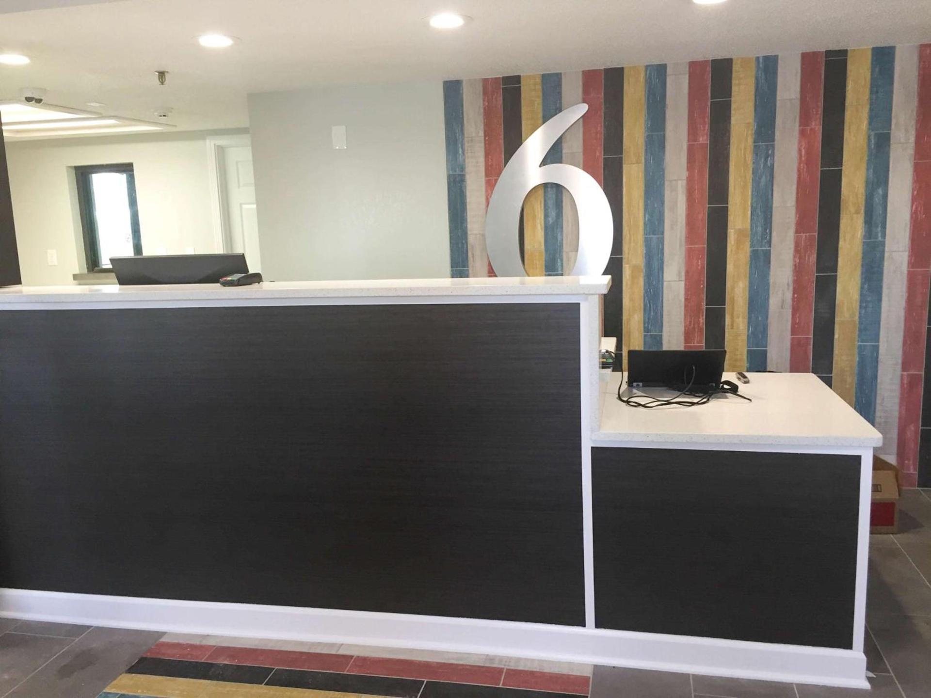 Motel 6-Burnsville, MN photo 21