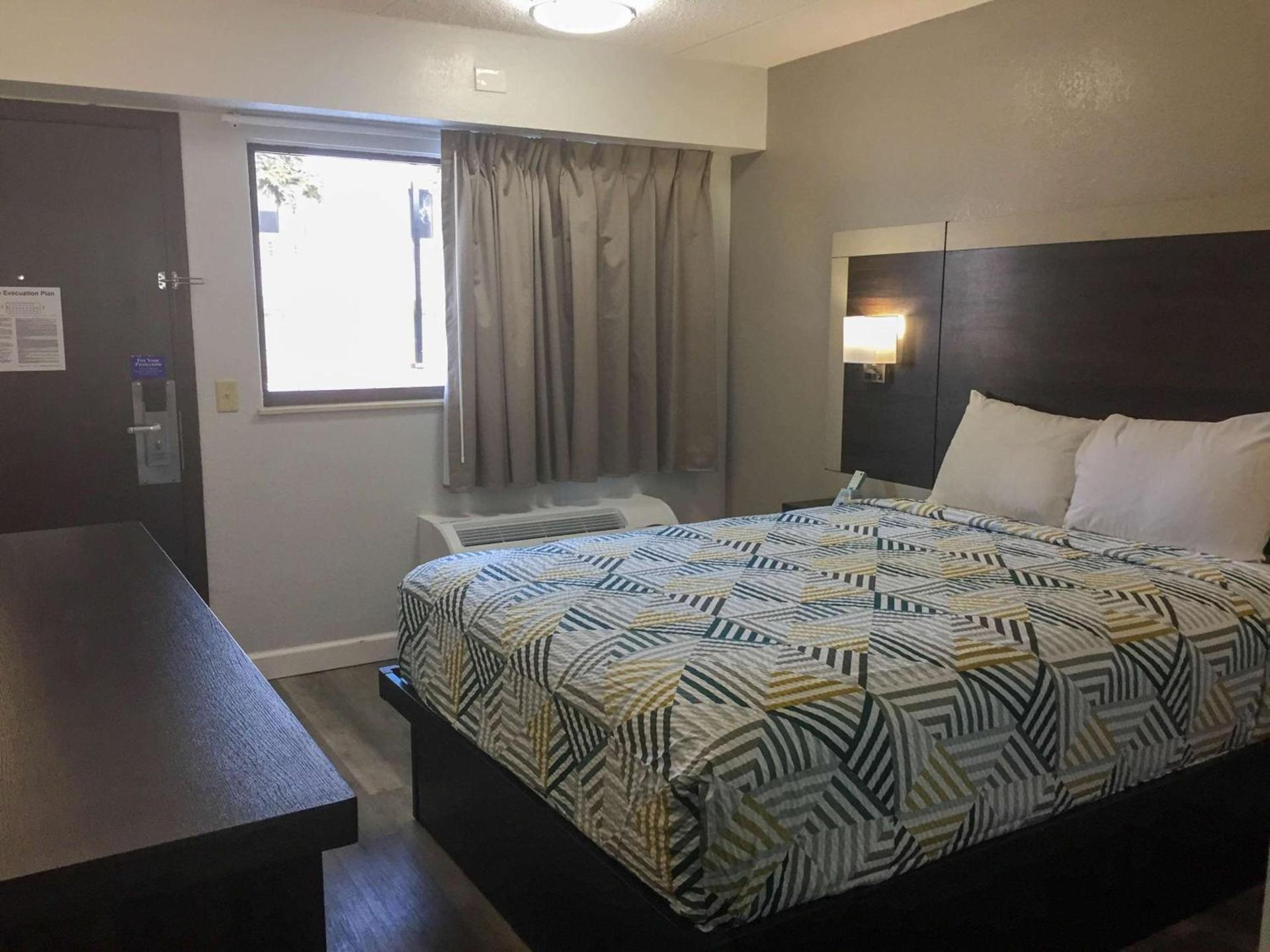 Motel 6-Burnsville, MN photo 32
