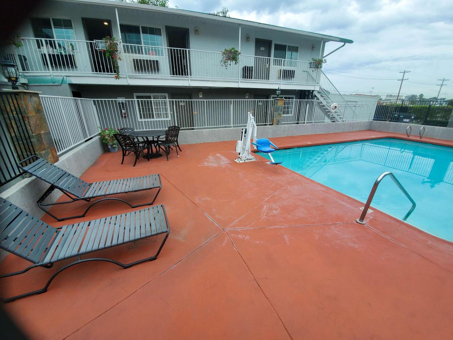 Studio 6-National City, CA - Naval Base San Diego photo 10