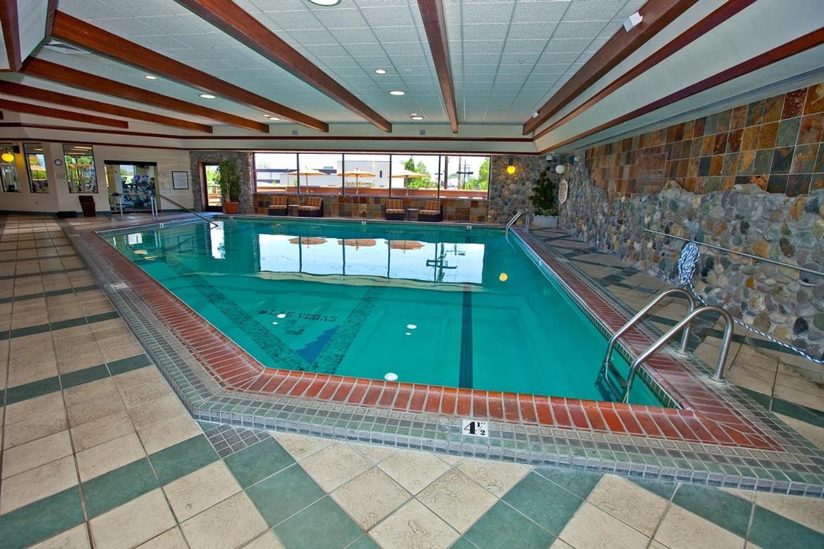 Carson Valley Motor Lodge and Suites photo 6