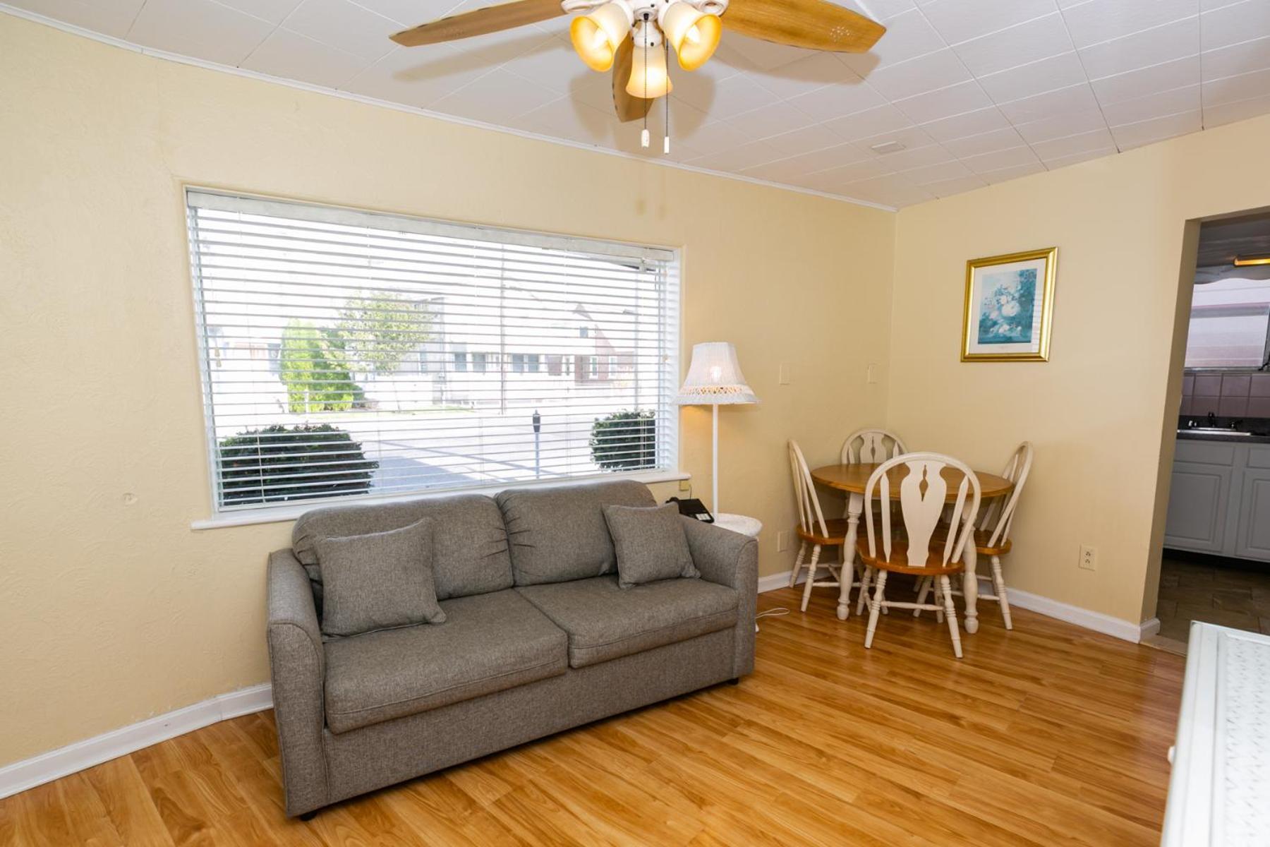Aztec Motel Wildwood Crest Beach photo 6