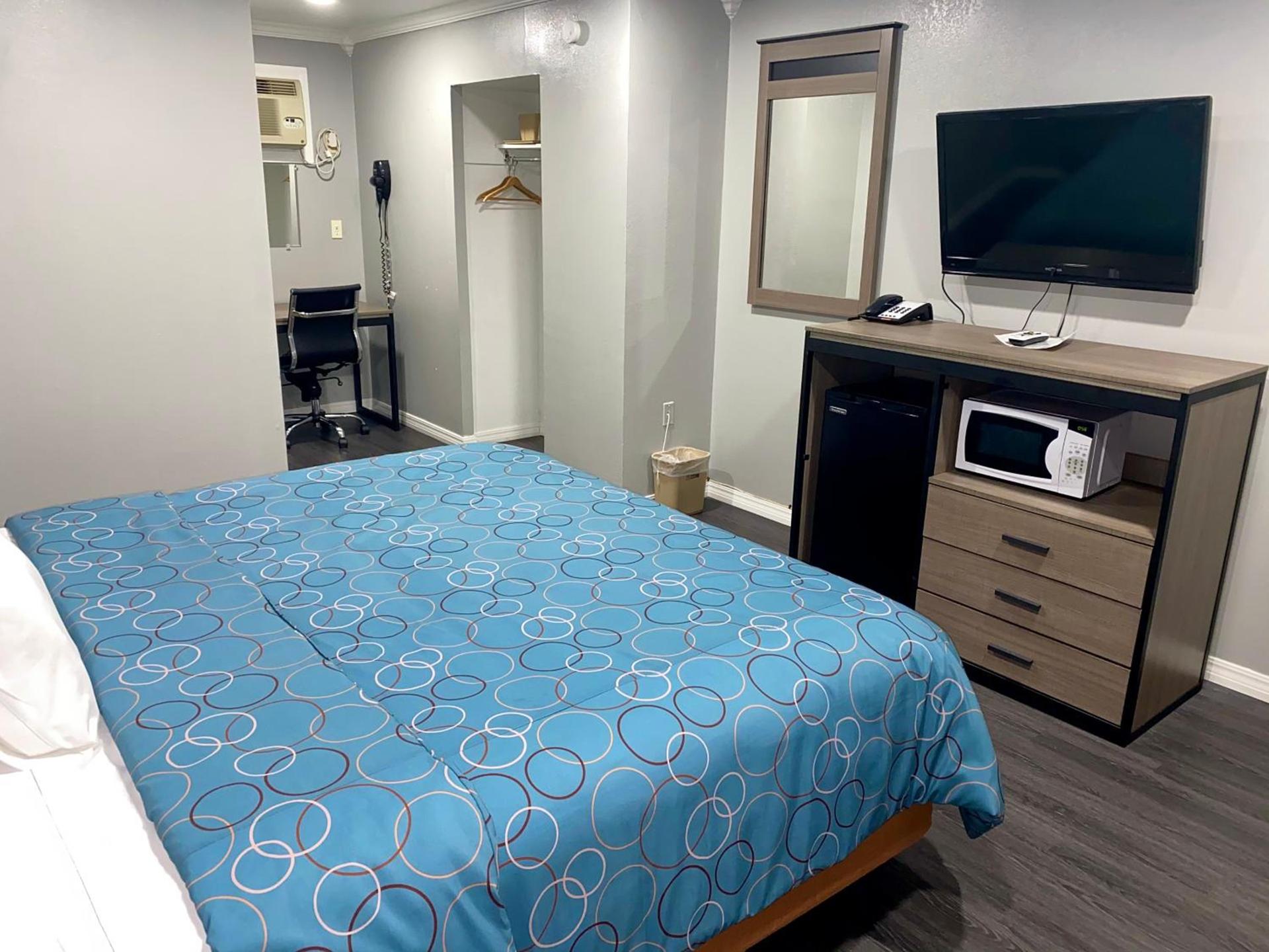 Budget Host Inn photo 31