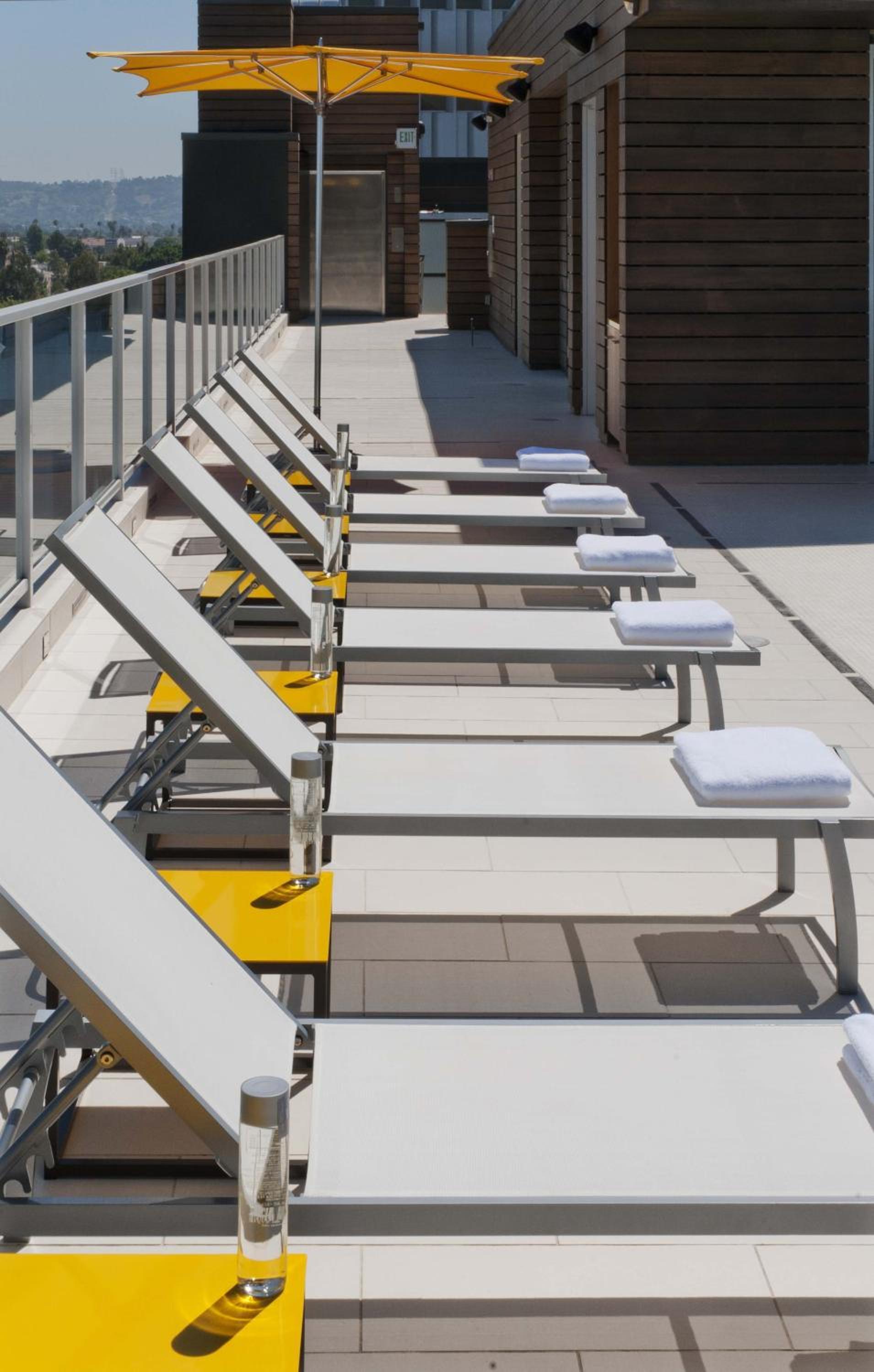 Kimpton Hotel Wilshire by IHG photo 4