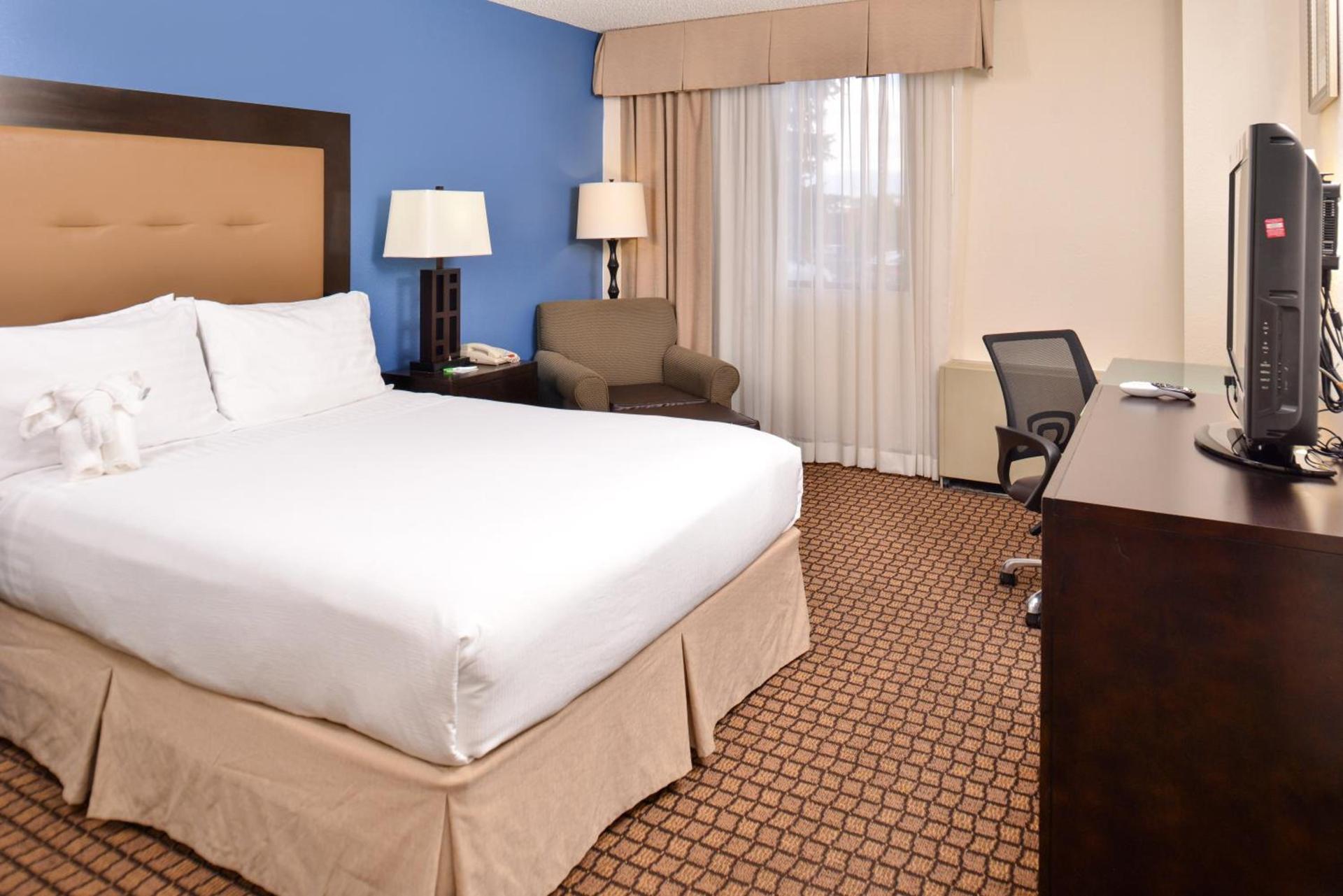 Ramada Plaza by Wyndham Sheridan Hotel & Convention Center photo 39