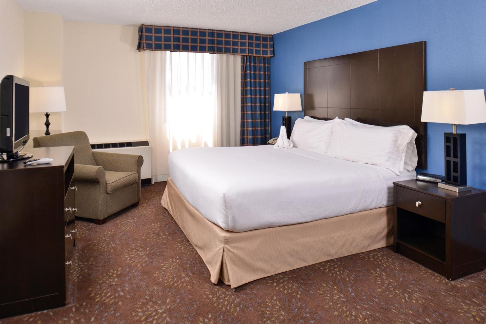 Ramada Plaza by Wyndham Sheridan Hotel & Convention Center photo 47