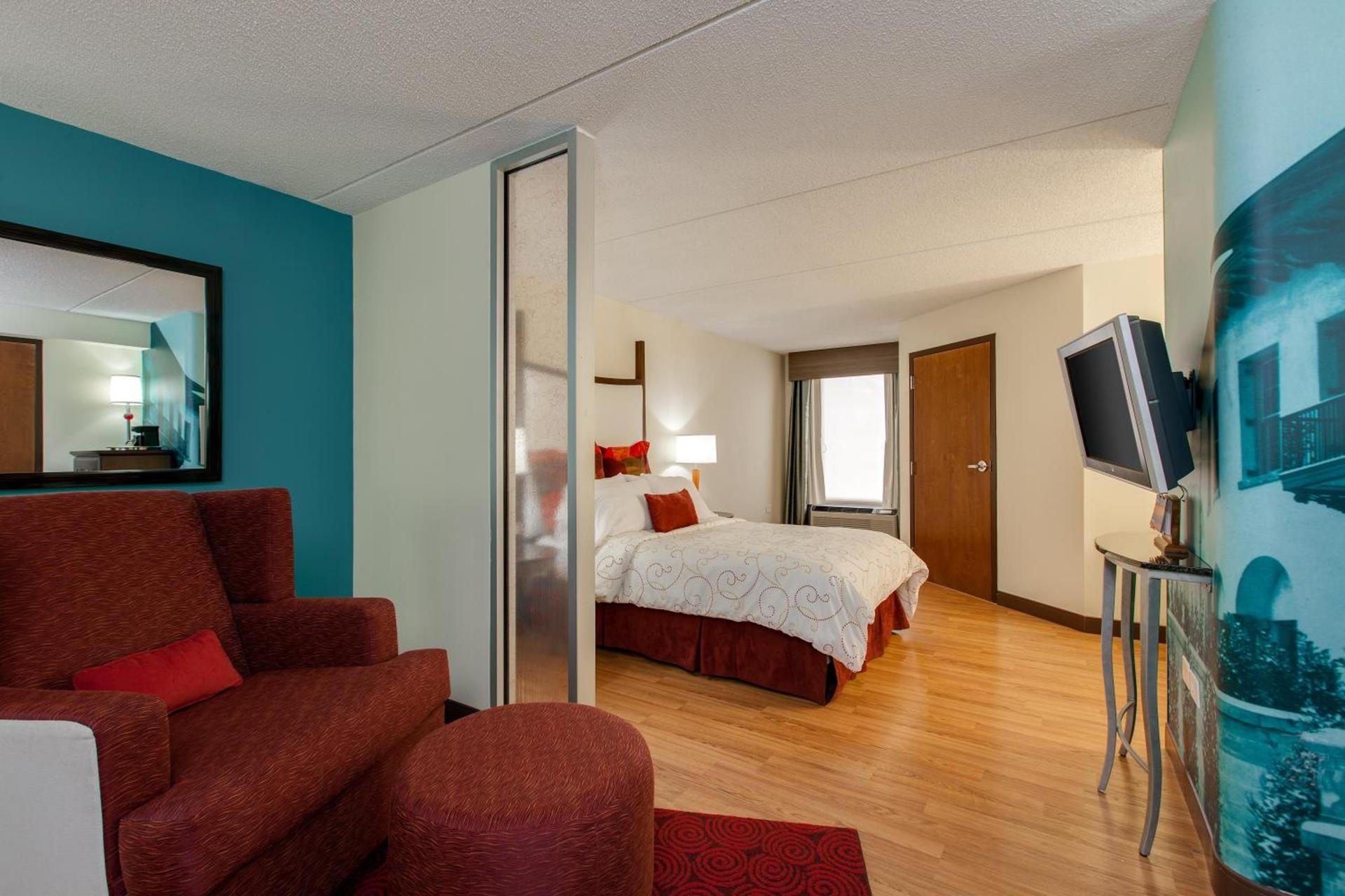 Hotel Indigo Chicago - Vernon Hills by IHG photo 22