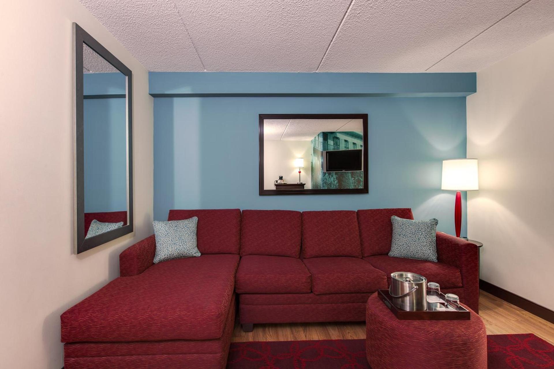 Hotel Indigo Chicago - Vernon Hills by IHG photo 21
