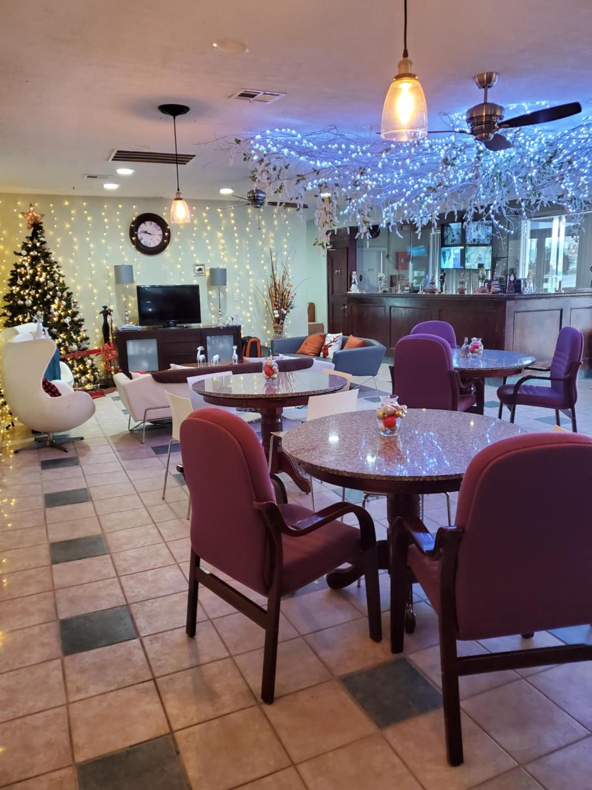 Houston Inn and Suites photo 22