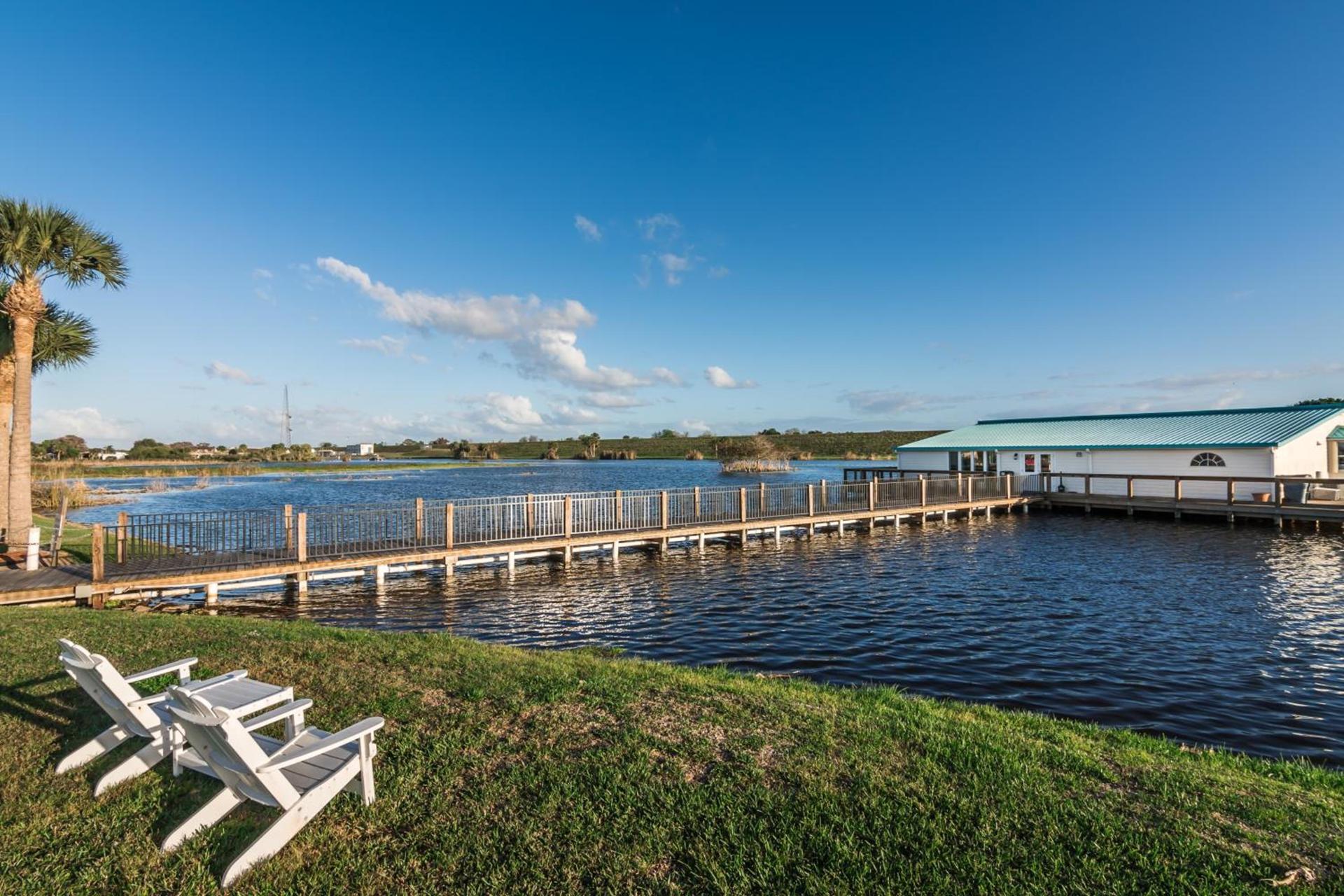 Lakeshore Resort and Marina photo 8