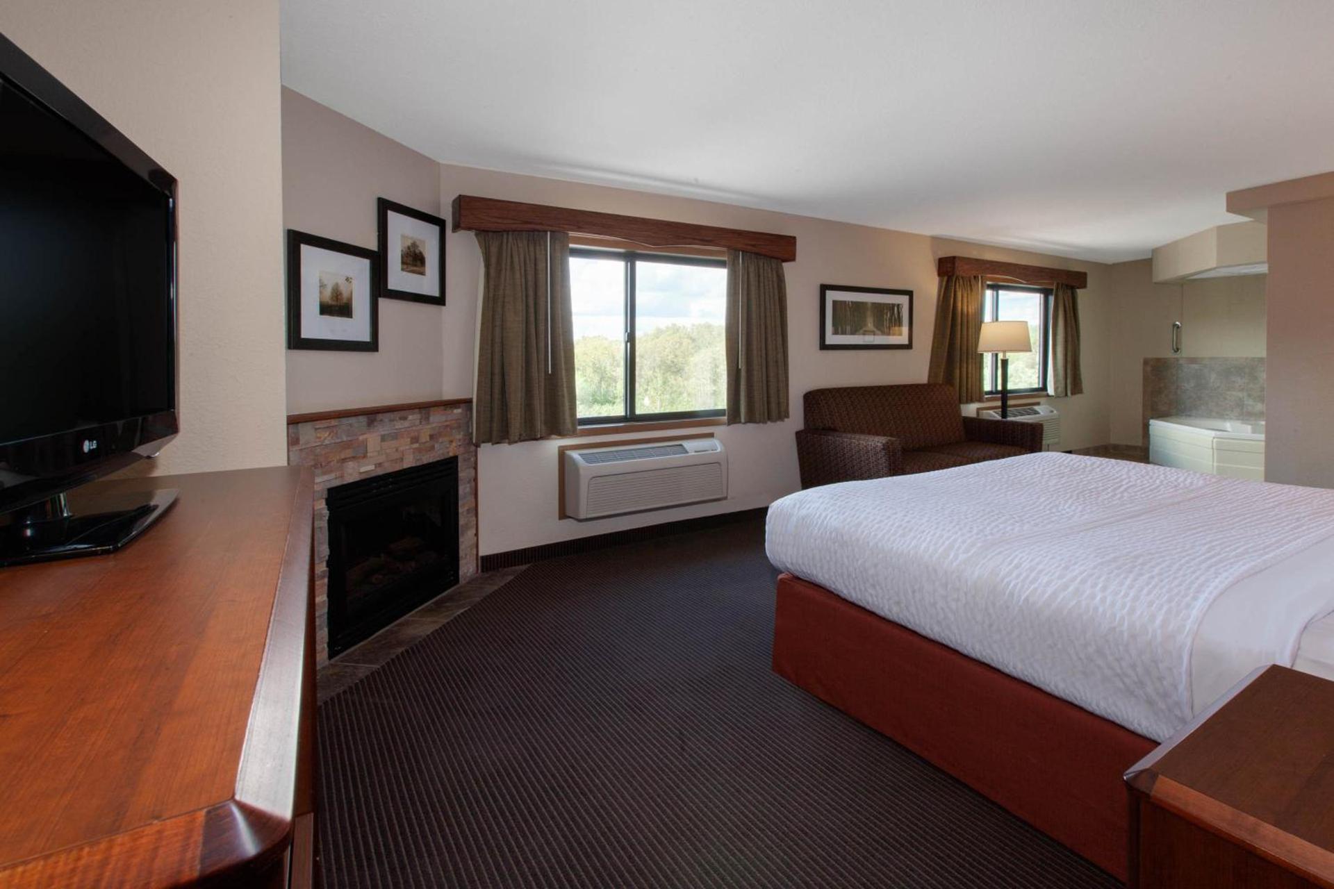 AmericInn by Wyndham Iron River photo 20