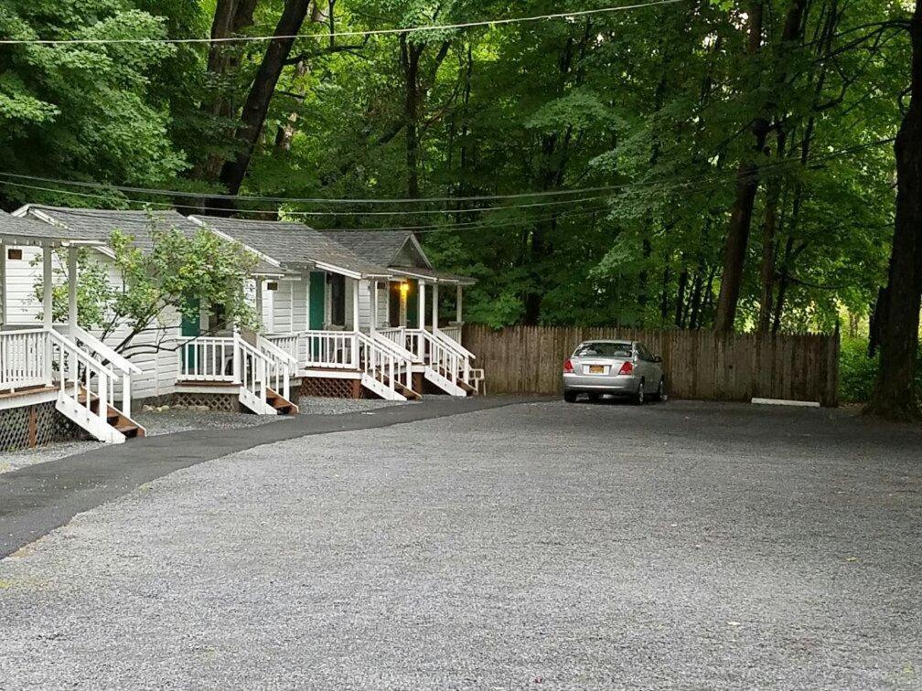 Brookside Motel & Cabins photo 28