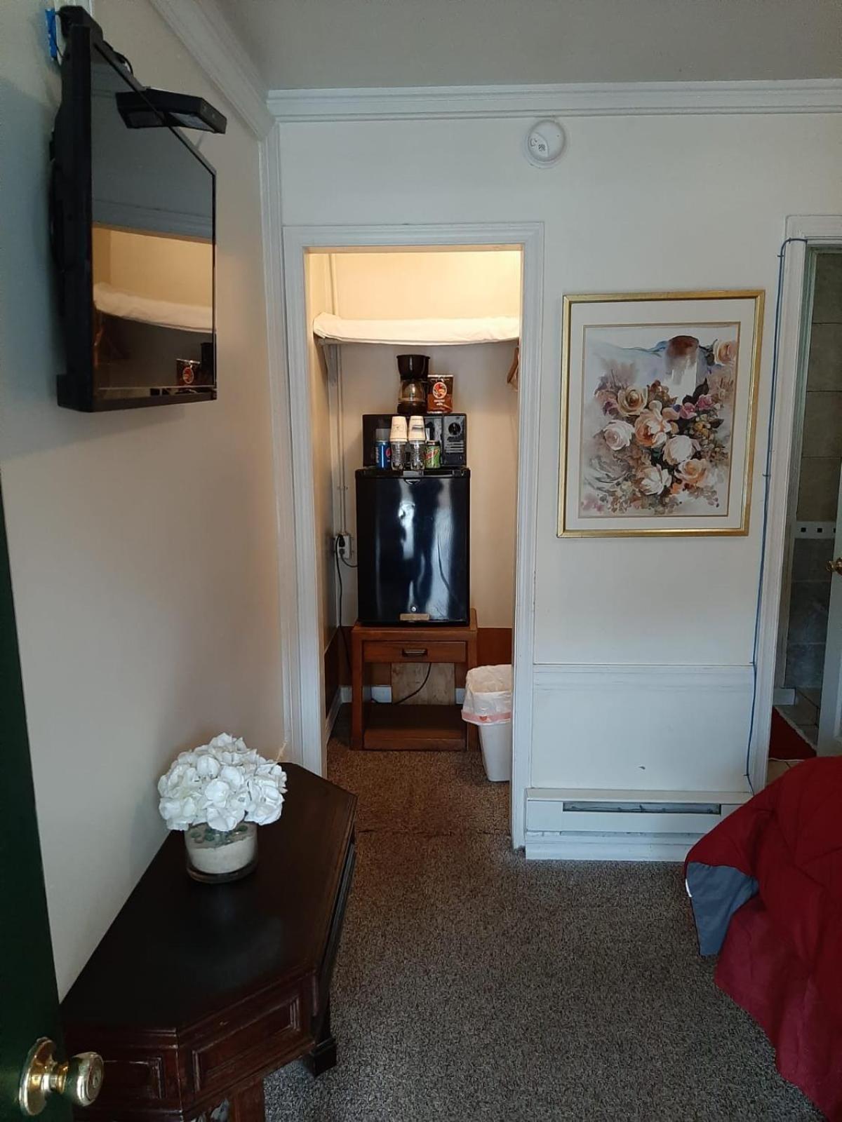 Clarysville Motel photo 83