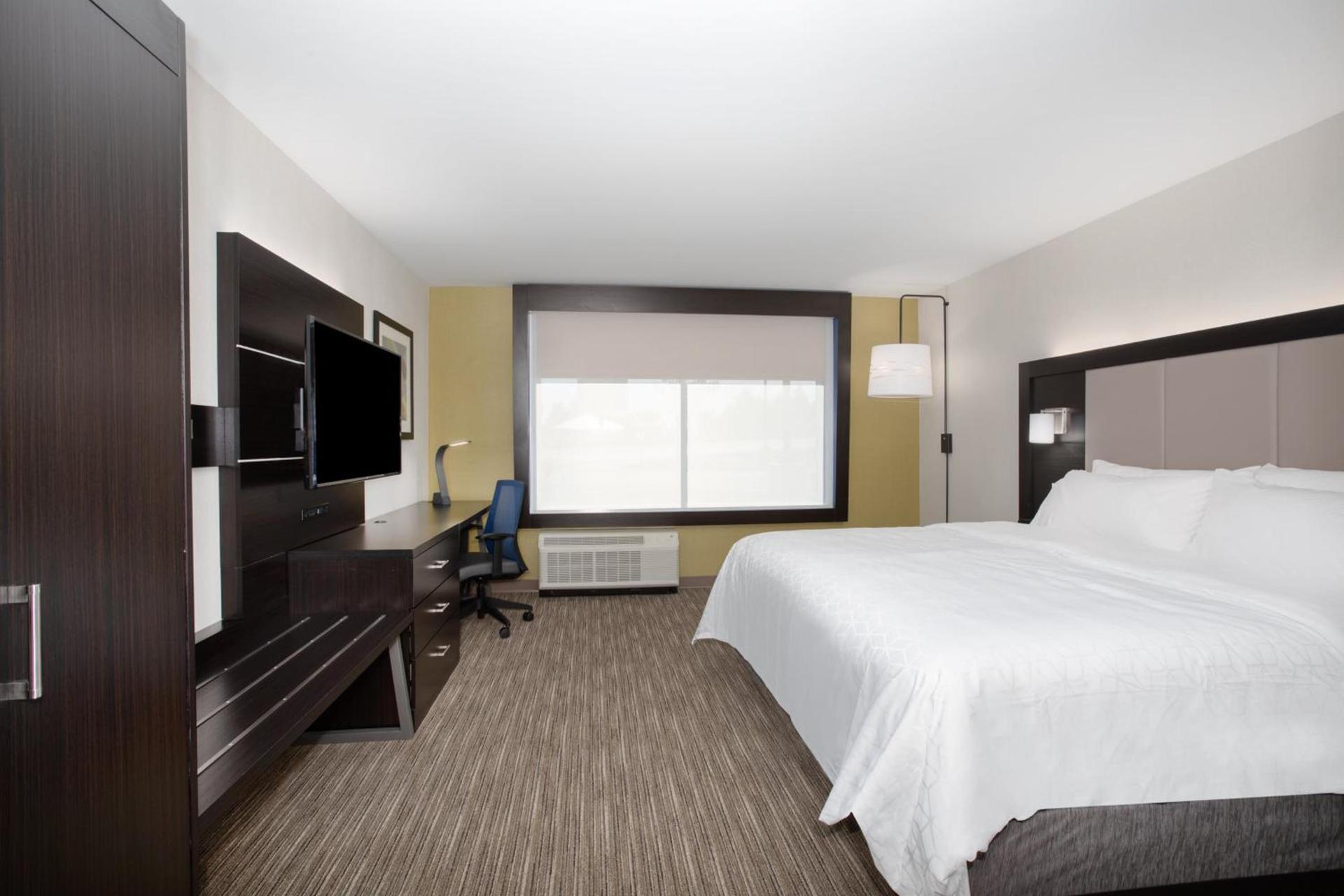 Holiday Inn Express & Suites - Ely by IHG photo 43