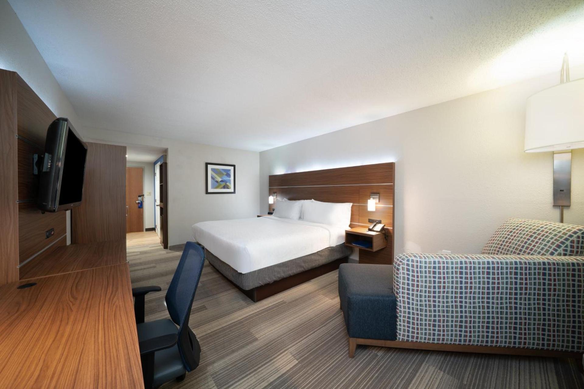 Holiday Inn Express Prince Frederick by IHG photo 33