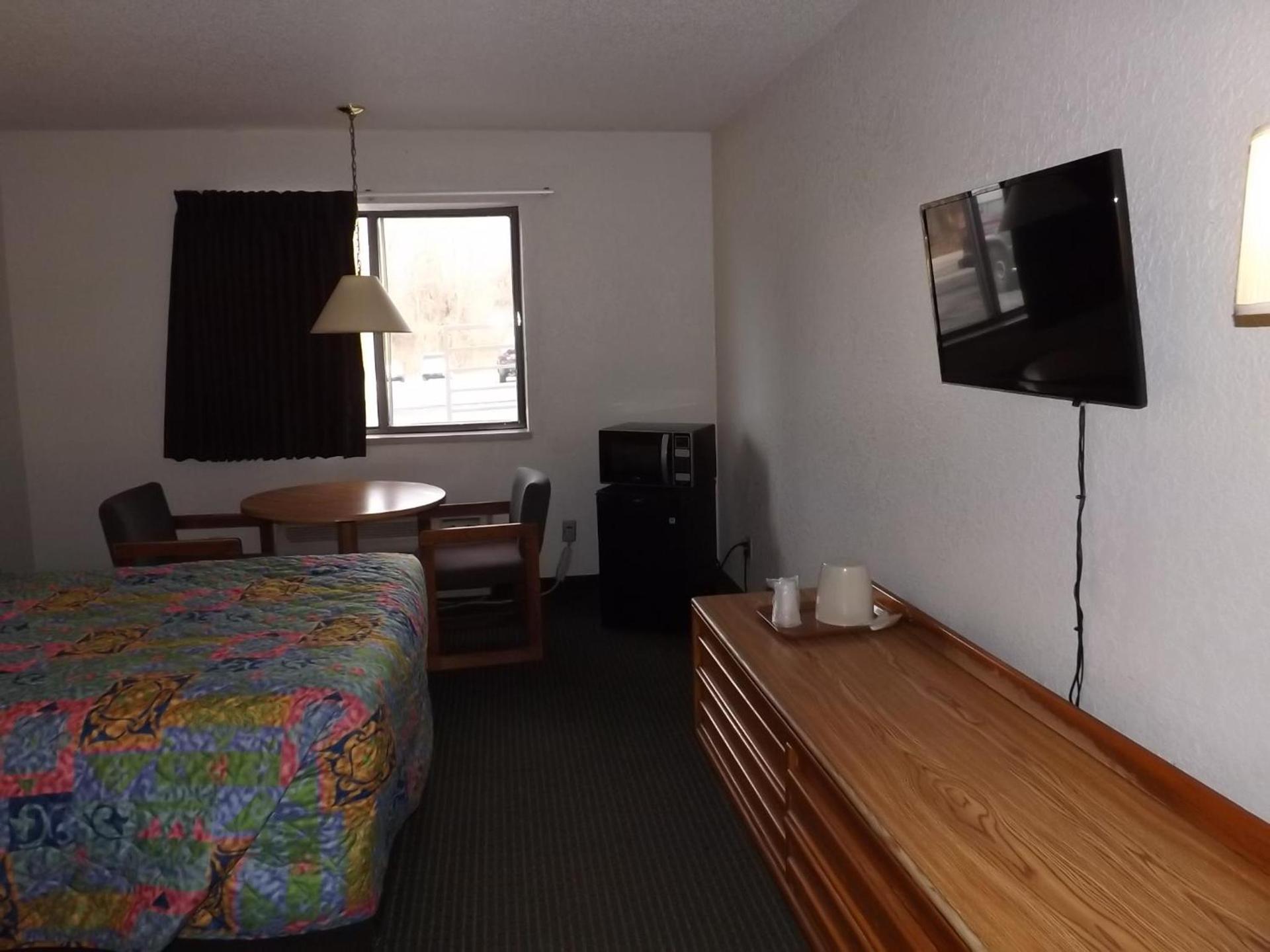 KCI Lodge photo 13