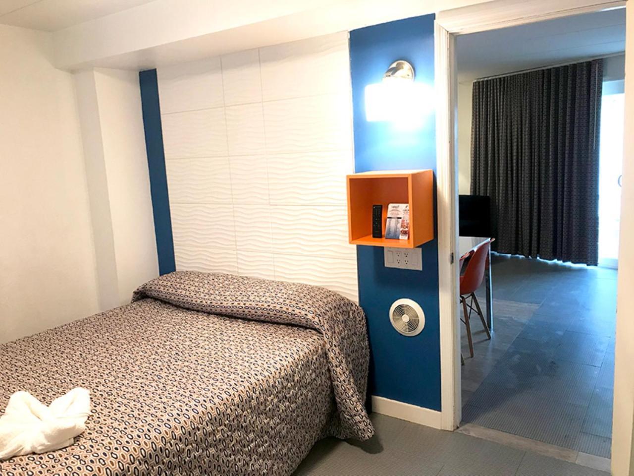 The Jolly Roger Motel photo 33