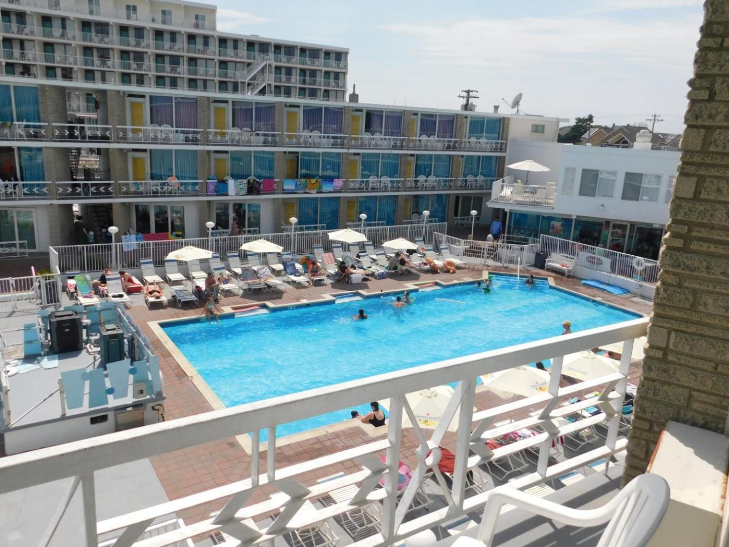 The Jolly Roger Motel photo 6