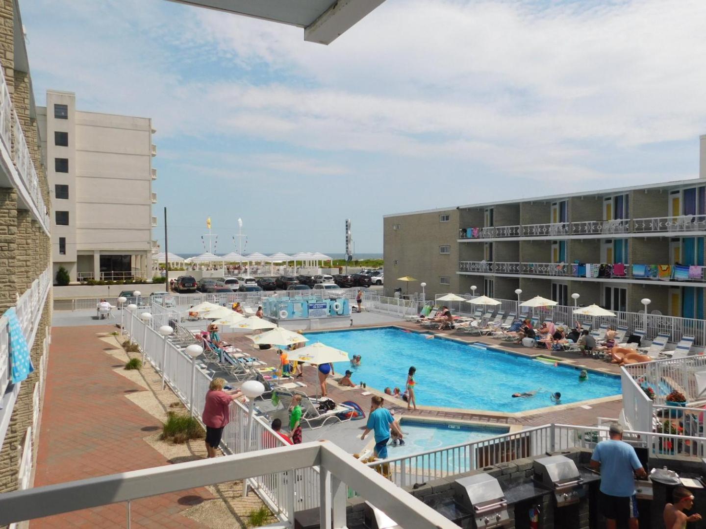 The Jolly Roger Motel photo 7