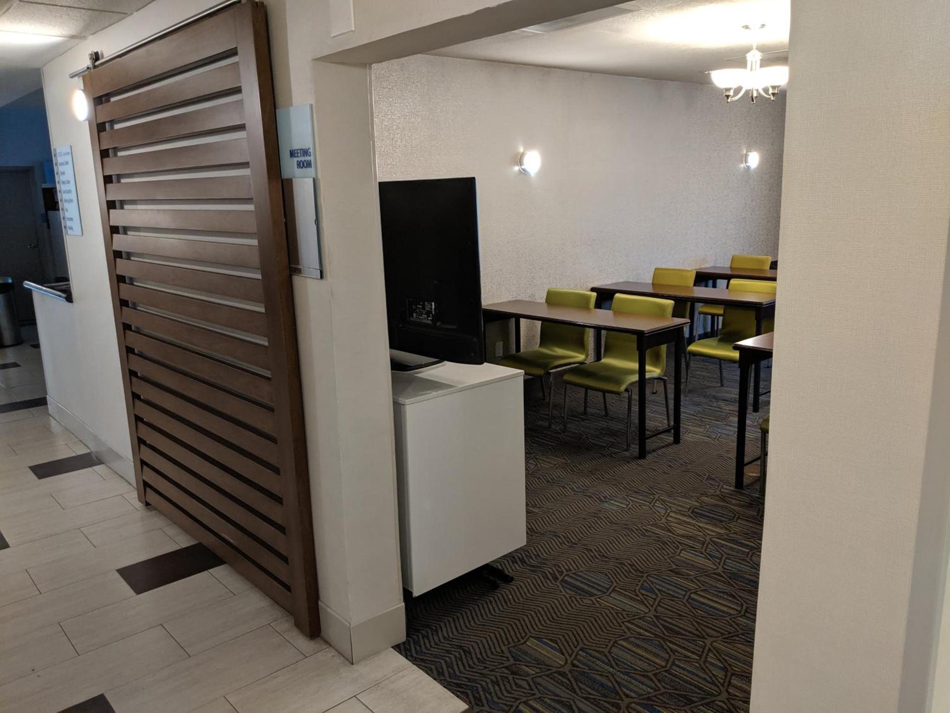 Holiday Inn Express Venice by IHG photo 10