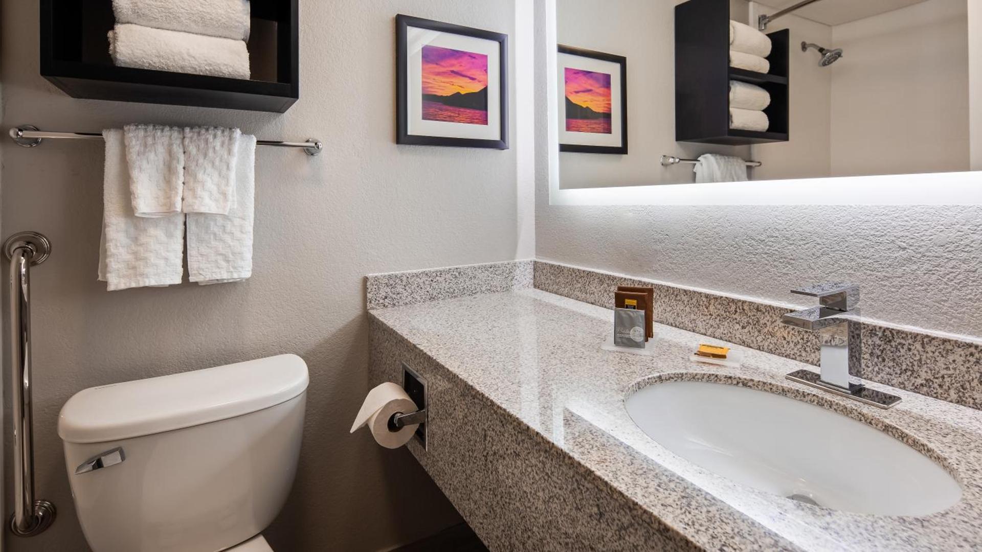 Best Western Plus Sun Canyon photo 58