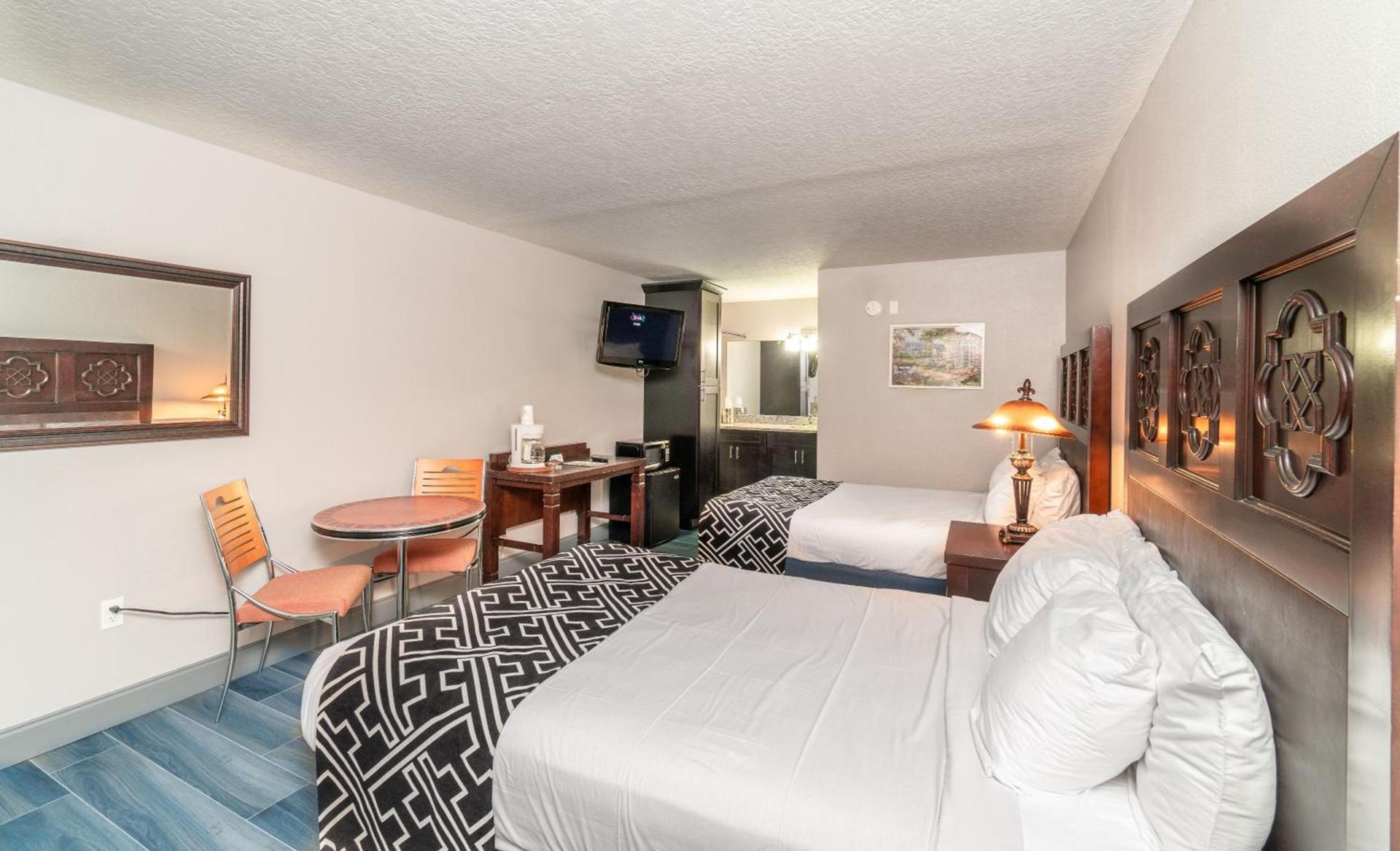 Sunshine Inn photo 29