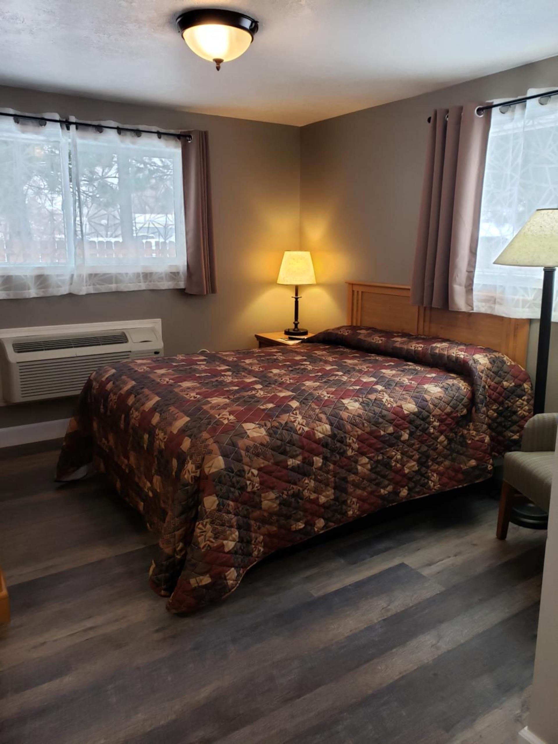 Bridge Street Inn photo 3