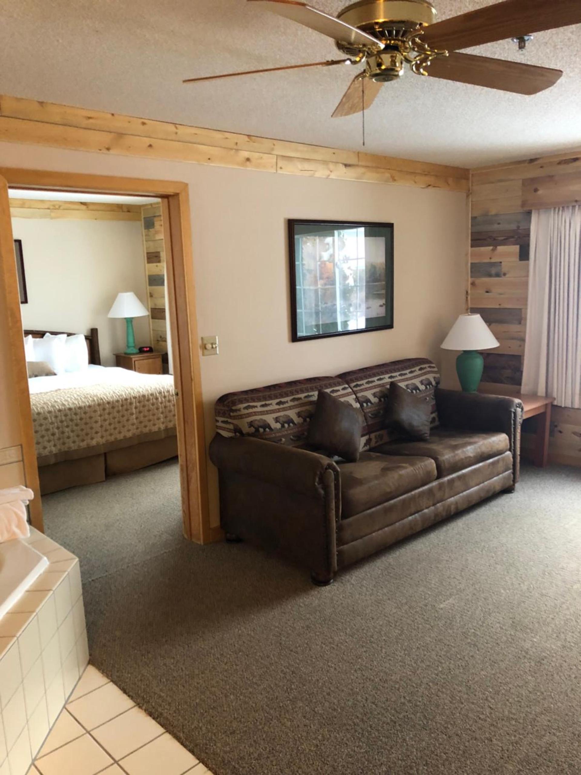 Flat Creek Lodge photo 4
